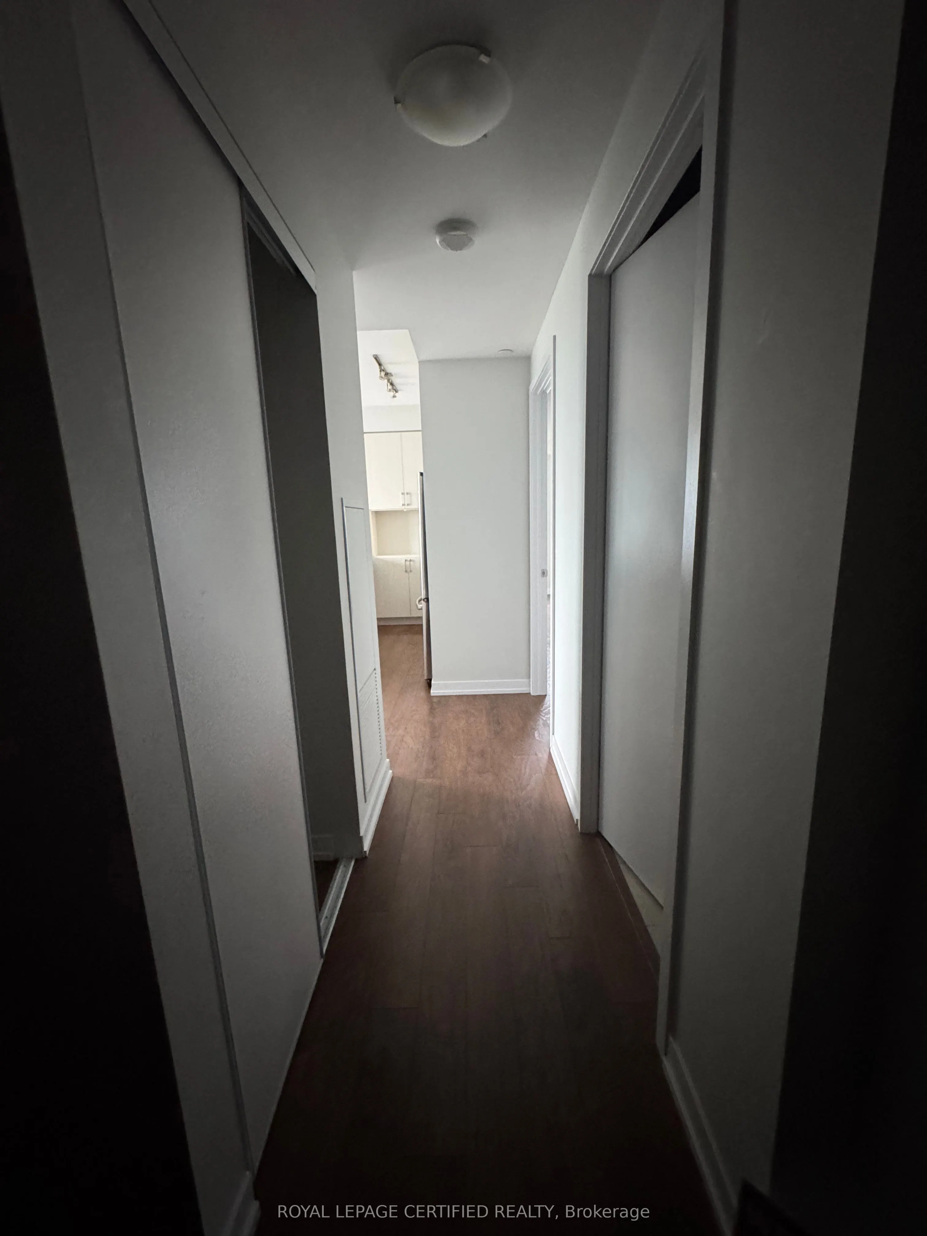 2560 Eglinton Avenue, #911