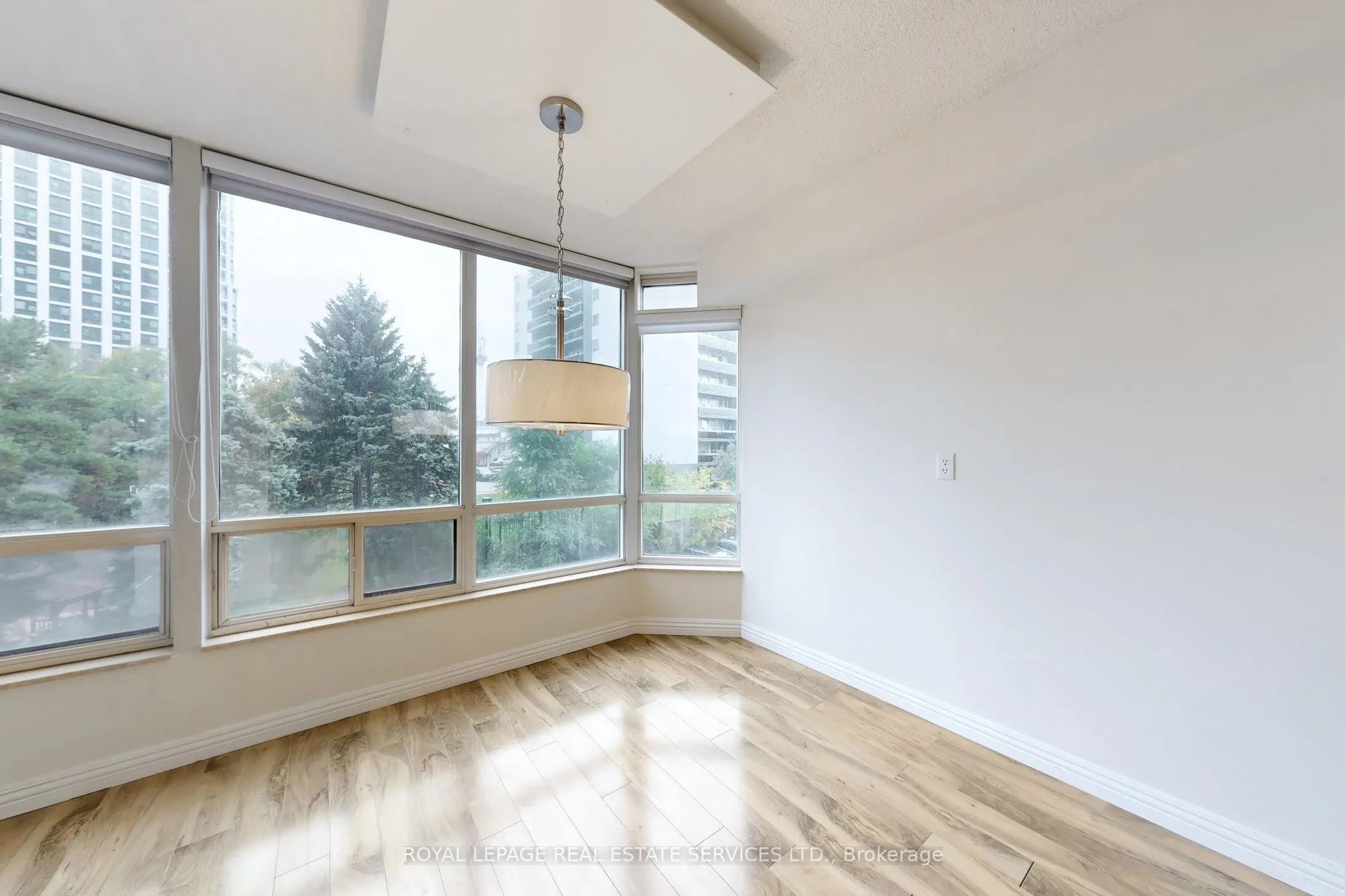 1300 Islington Avenue, #304