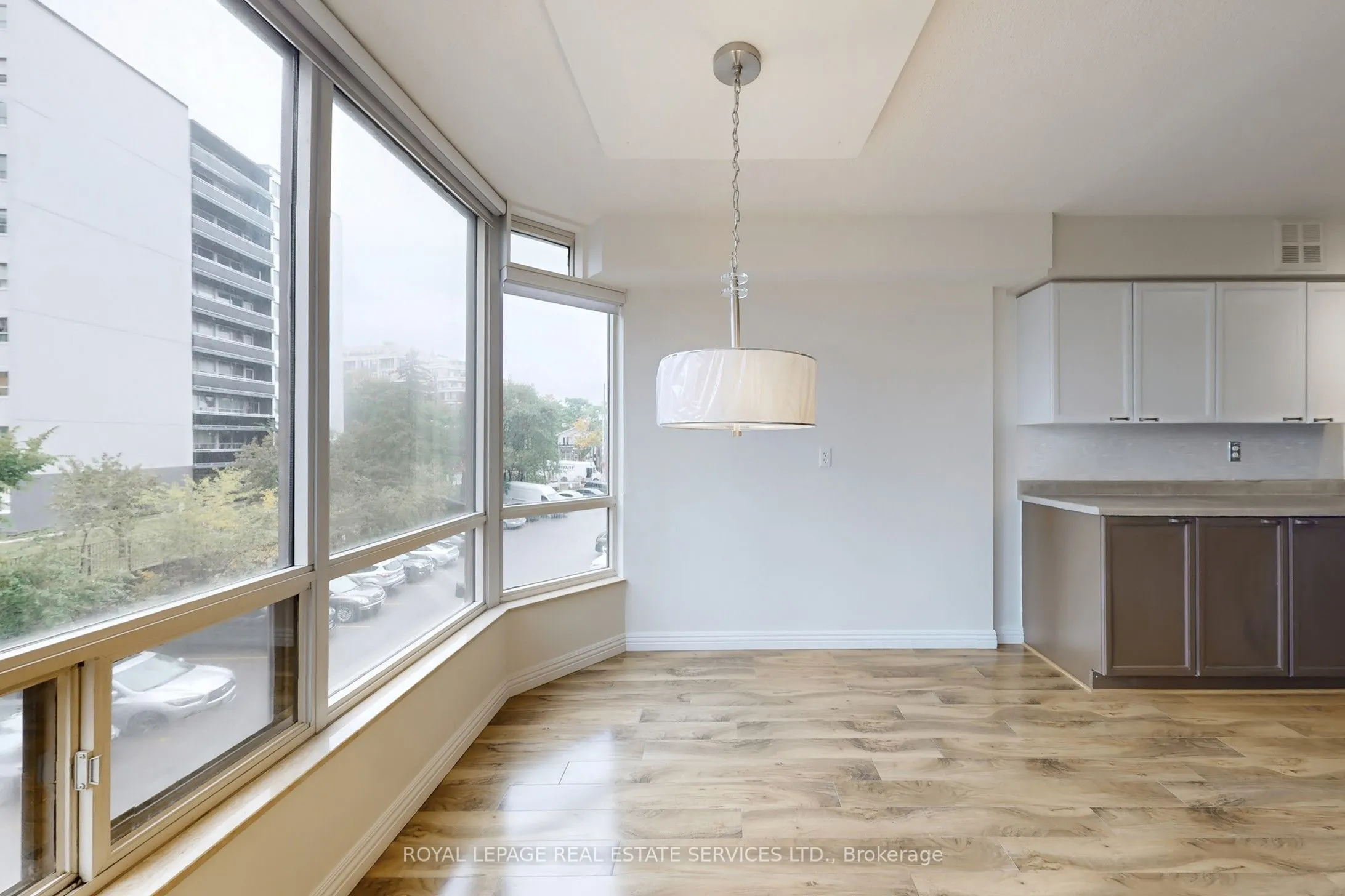 1300 Islington Avenue, #304