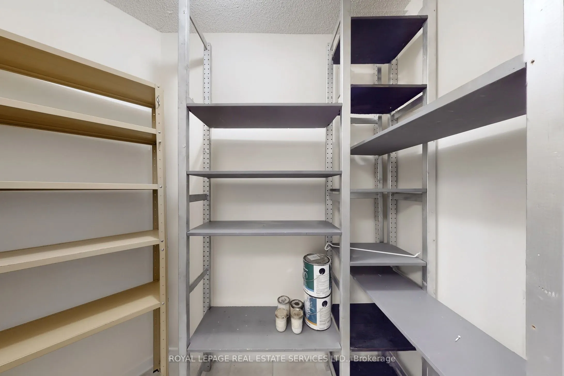1300 Islington Avenue, #304