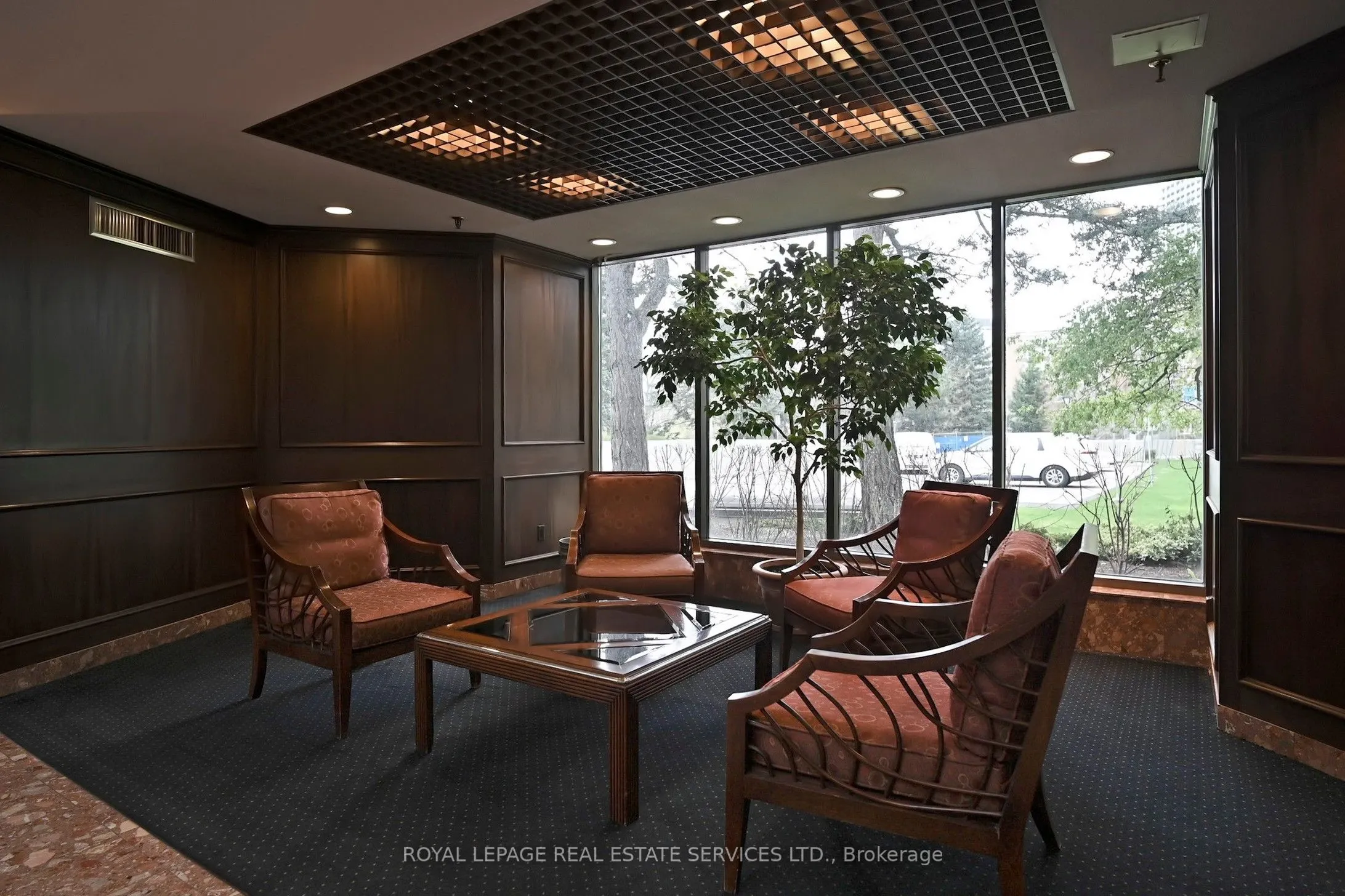 1300 Islington Avenue, #304