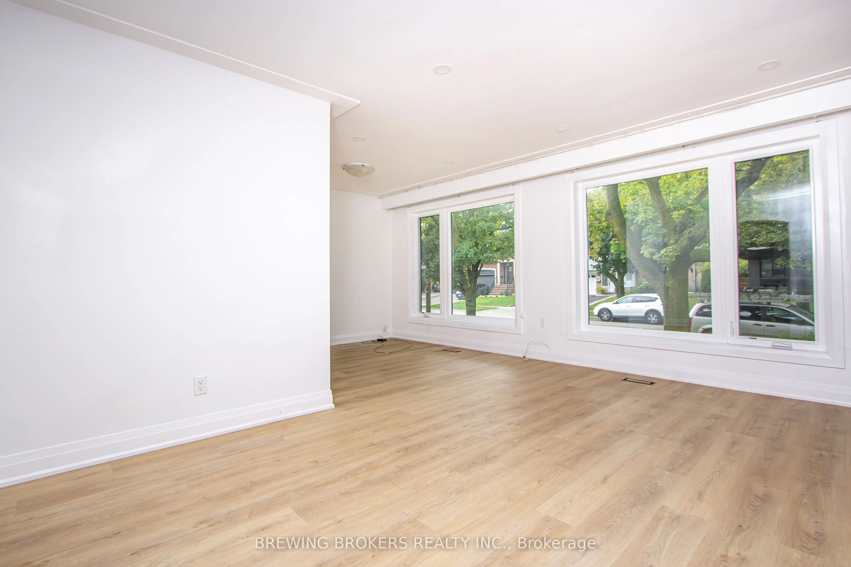 61 Burrows Avenue
