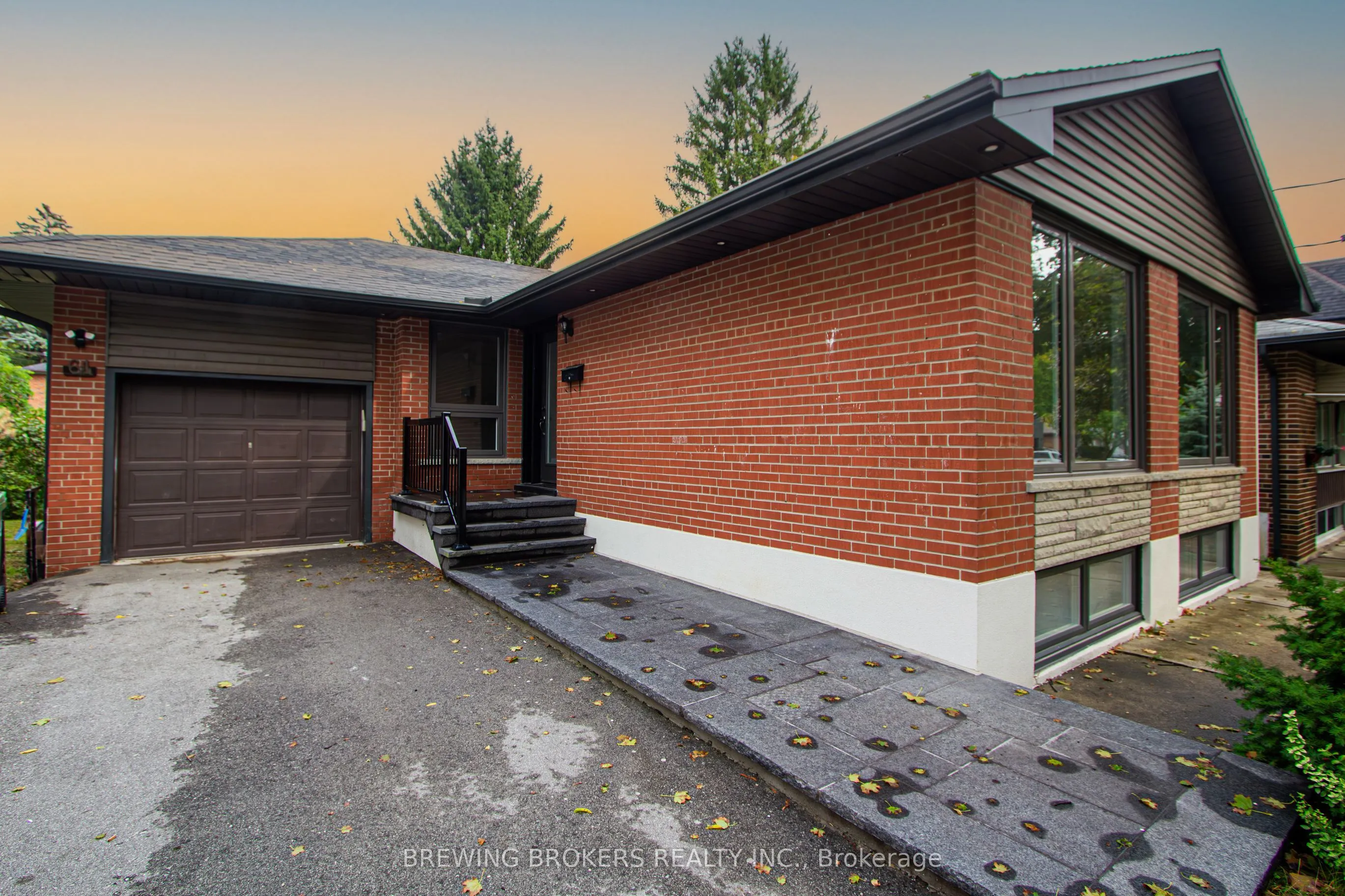 61 Burrows Avenue