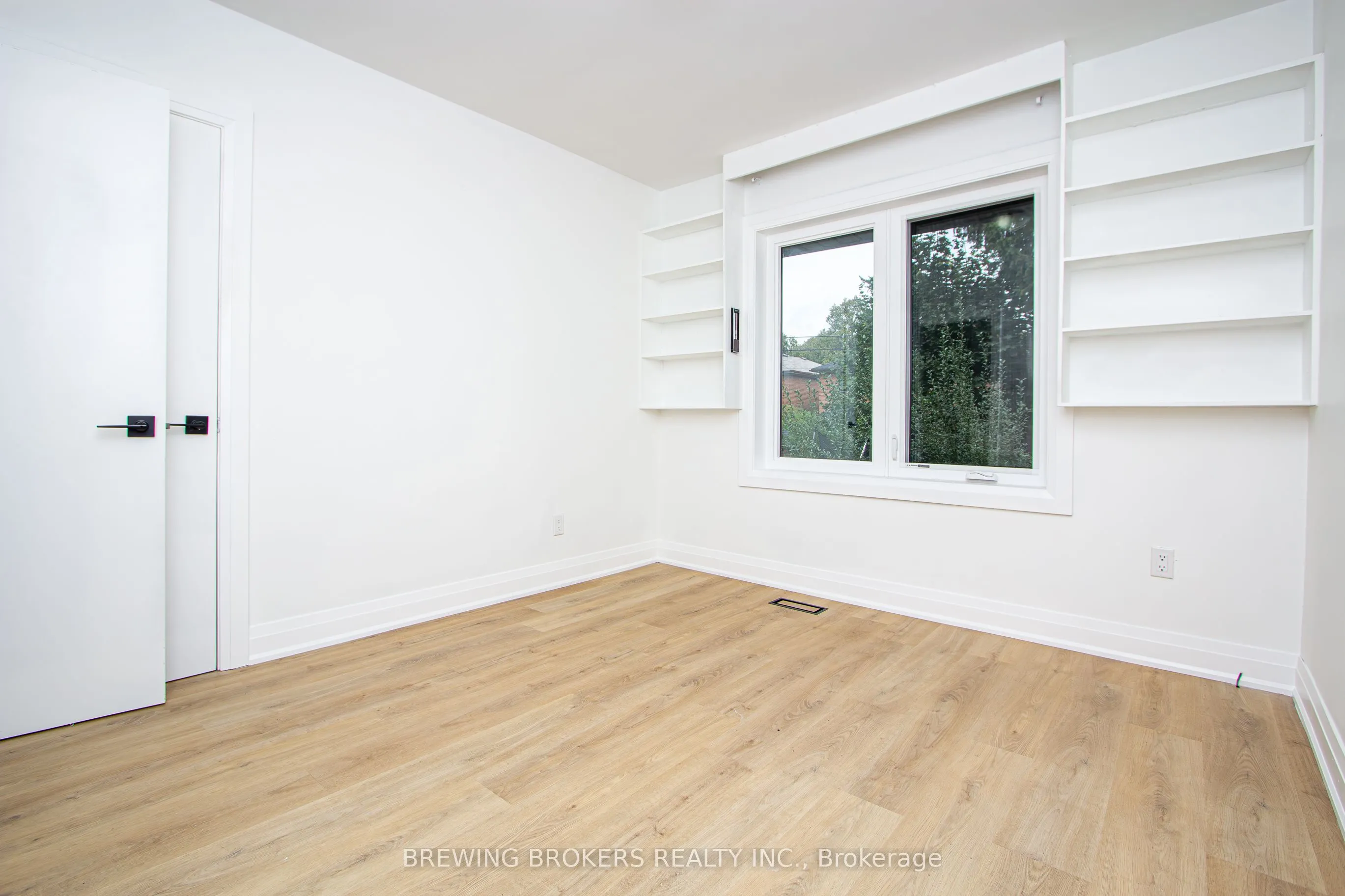 61 Burrows Avenue