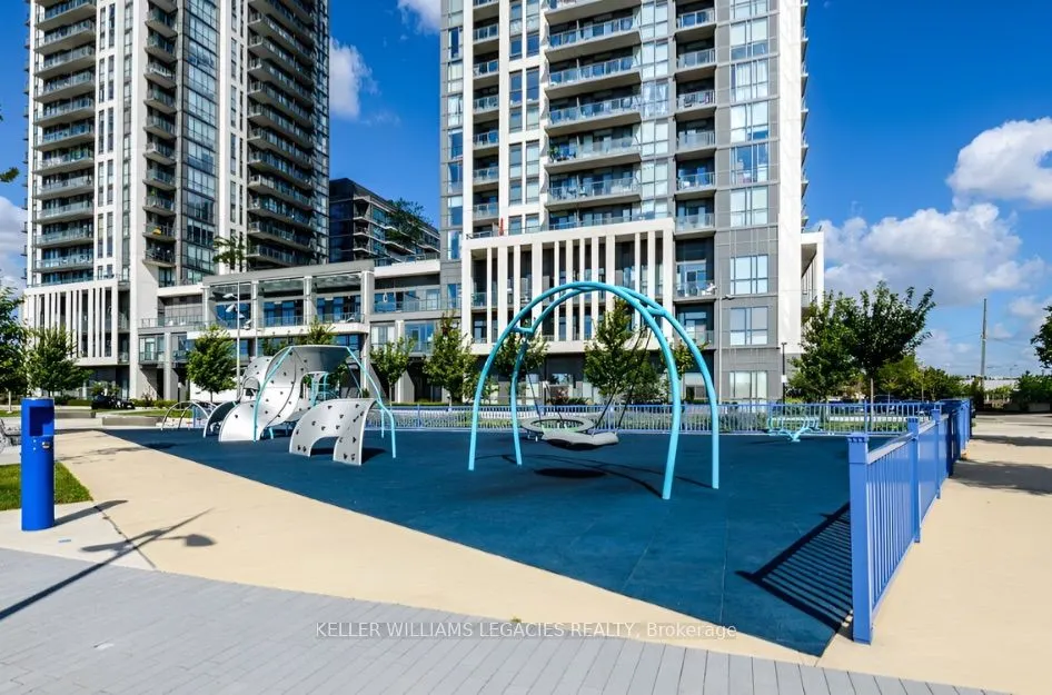17 Zorra Street, #102