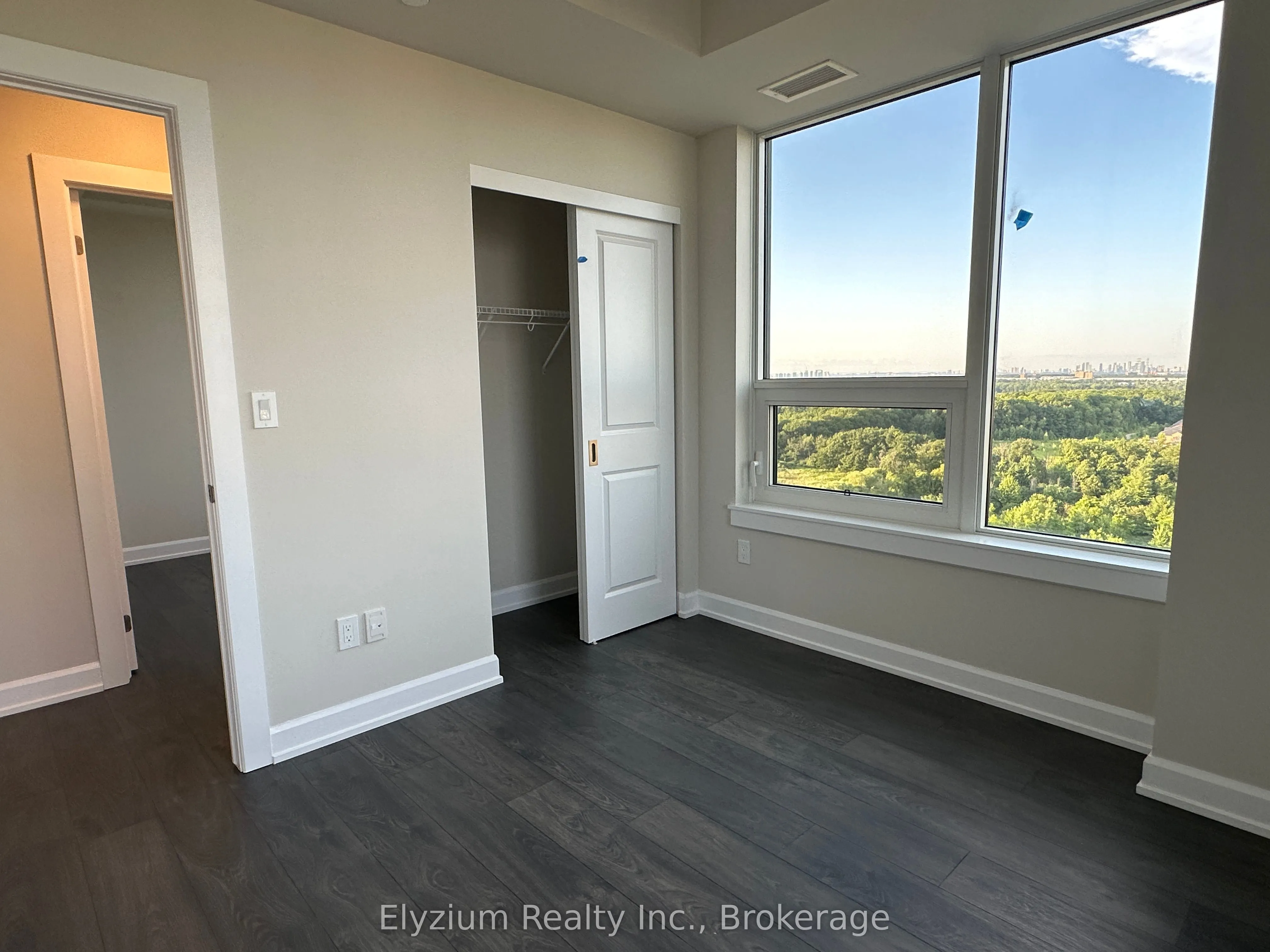 3220 William Coltson Avenue, #1809