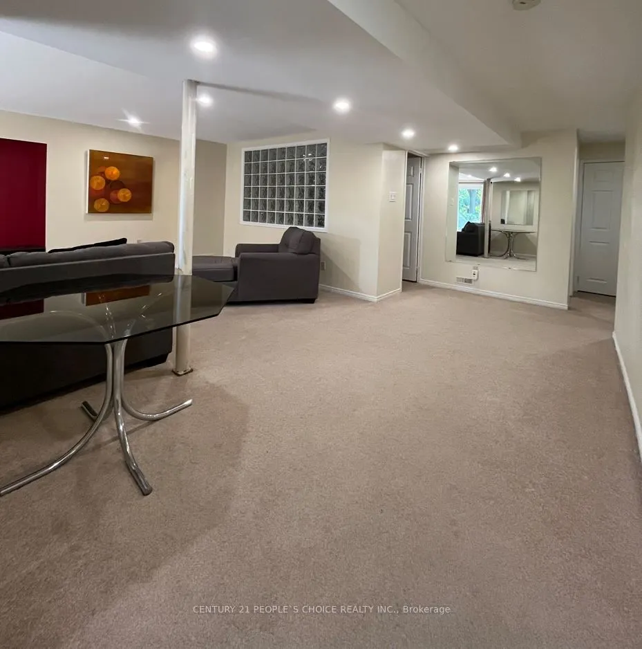 4494 Idlewilde Crescent, #Lower