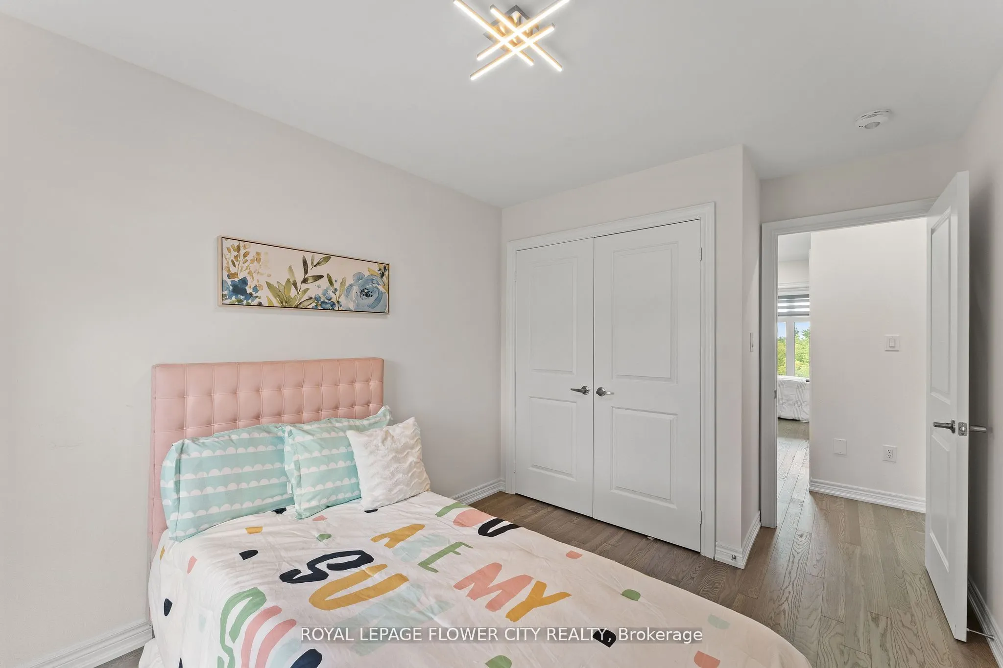 38 Queenpost Drive