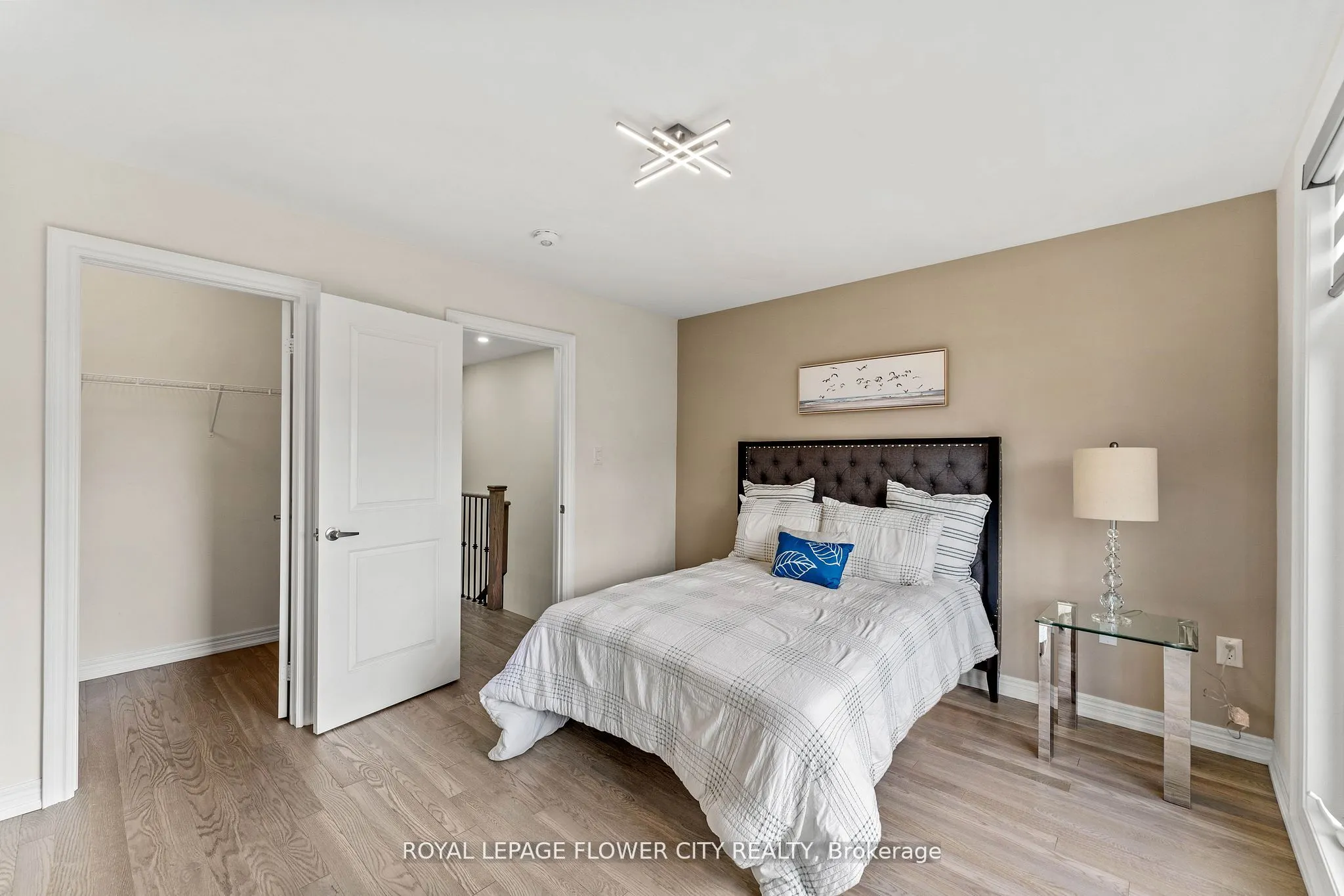38 Queenpost Drive
