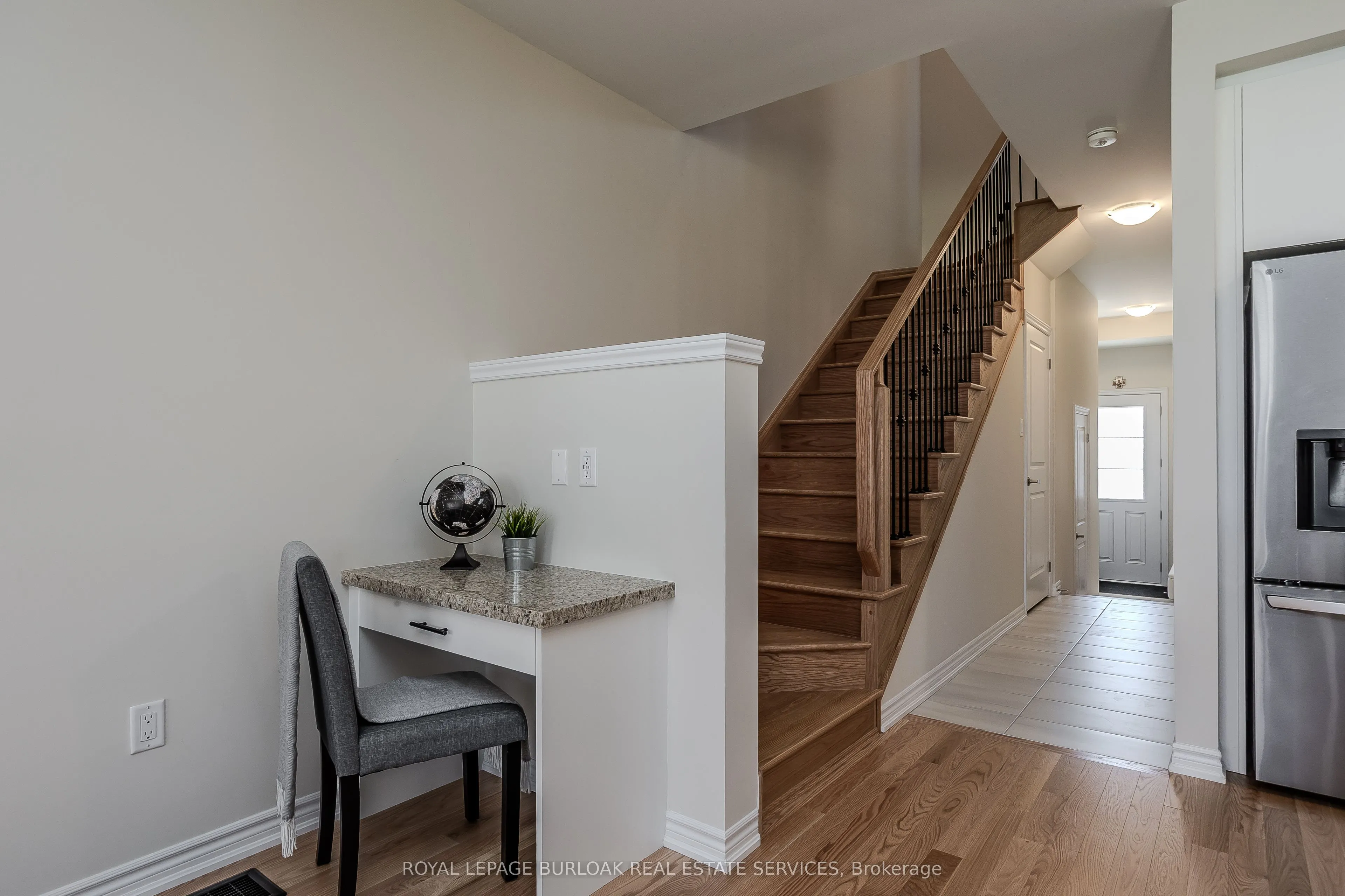 1407 Oakmont Common