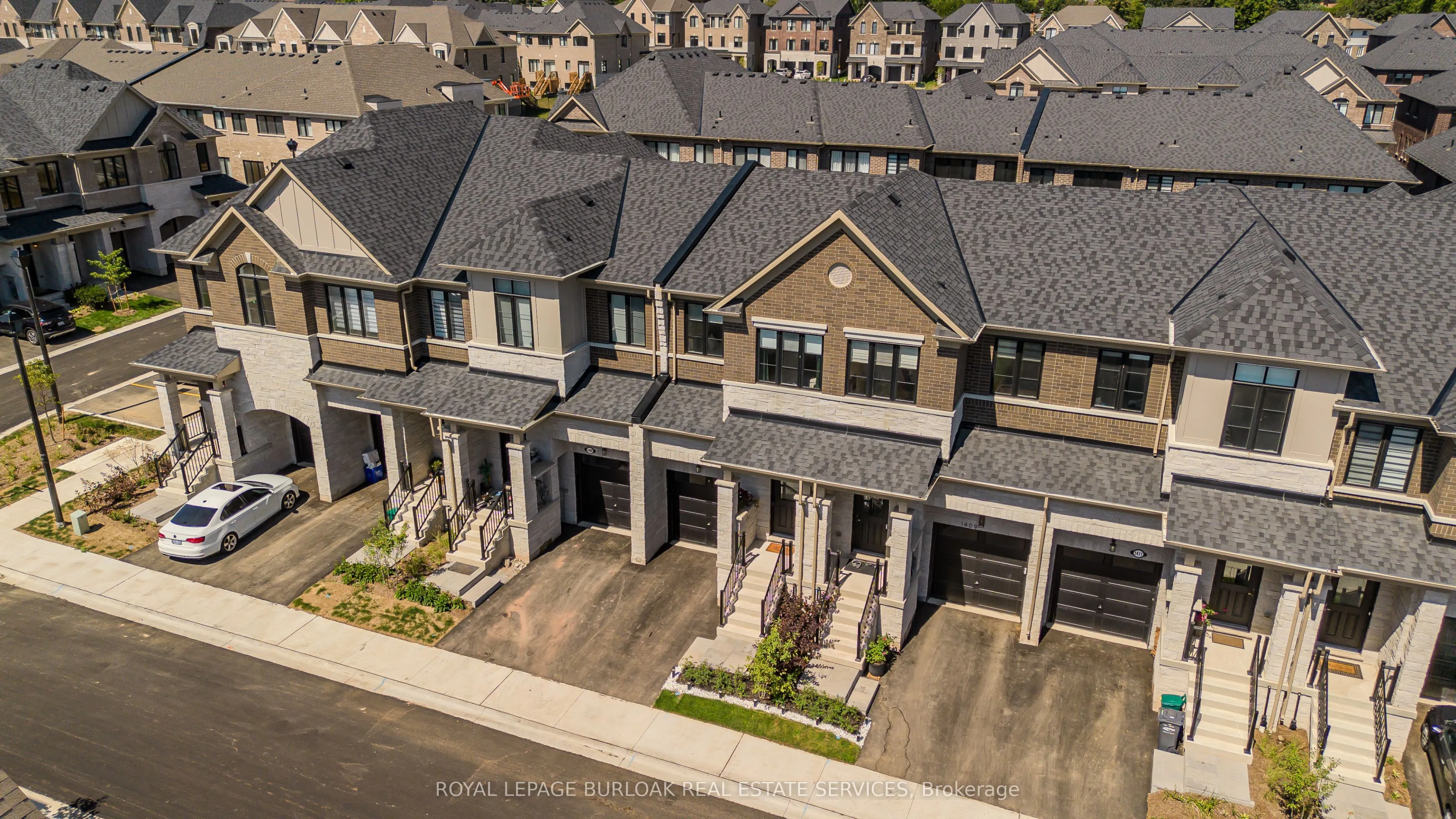 1407 Oakmont Common