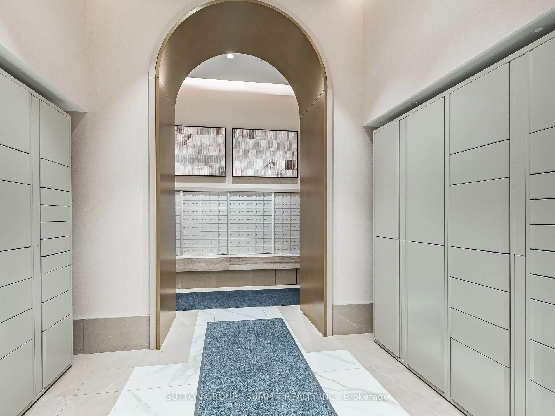 1415 Dundas Street E, #209