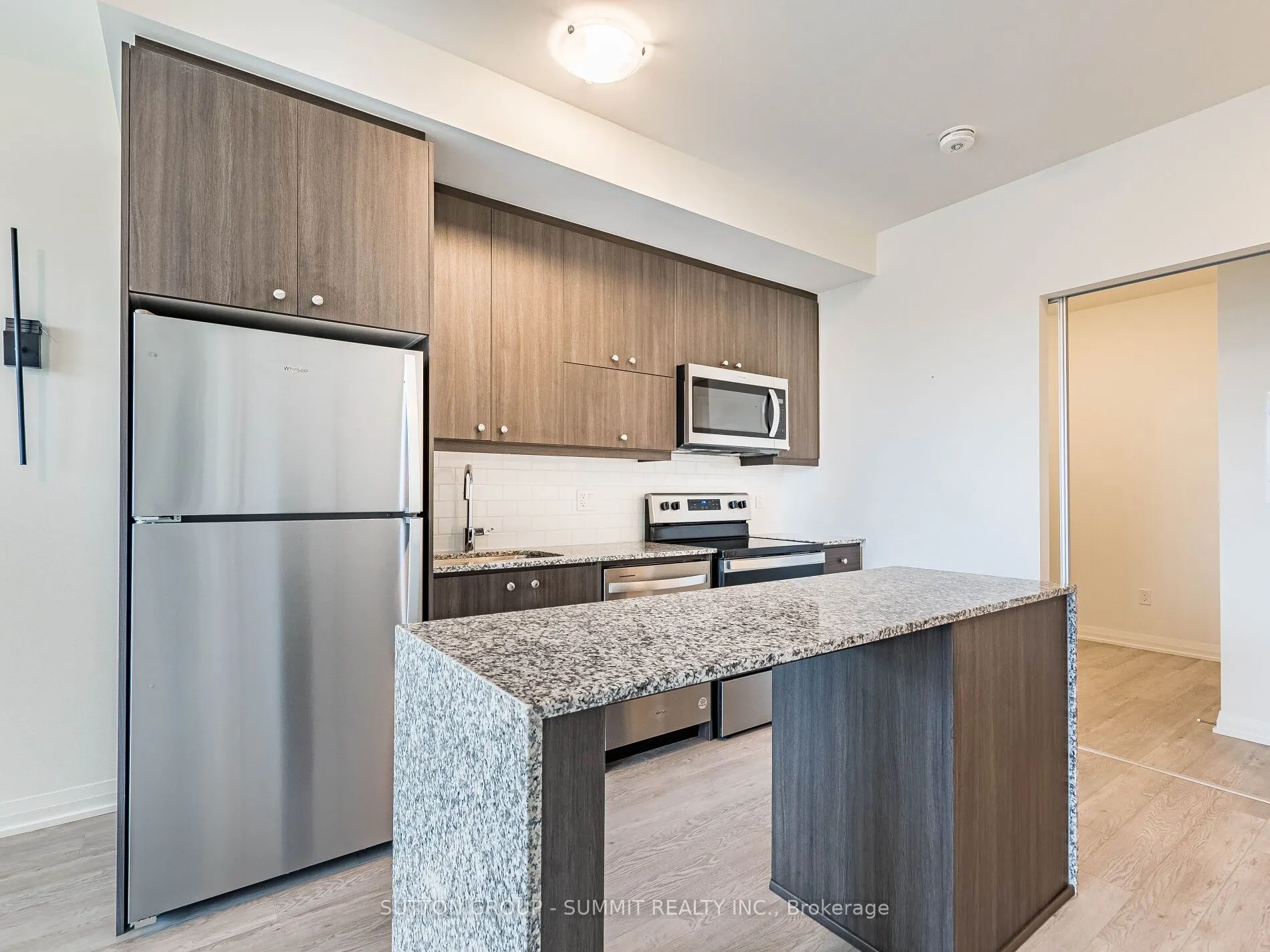1415 Dundas Street E, #209