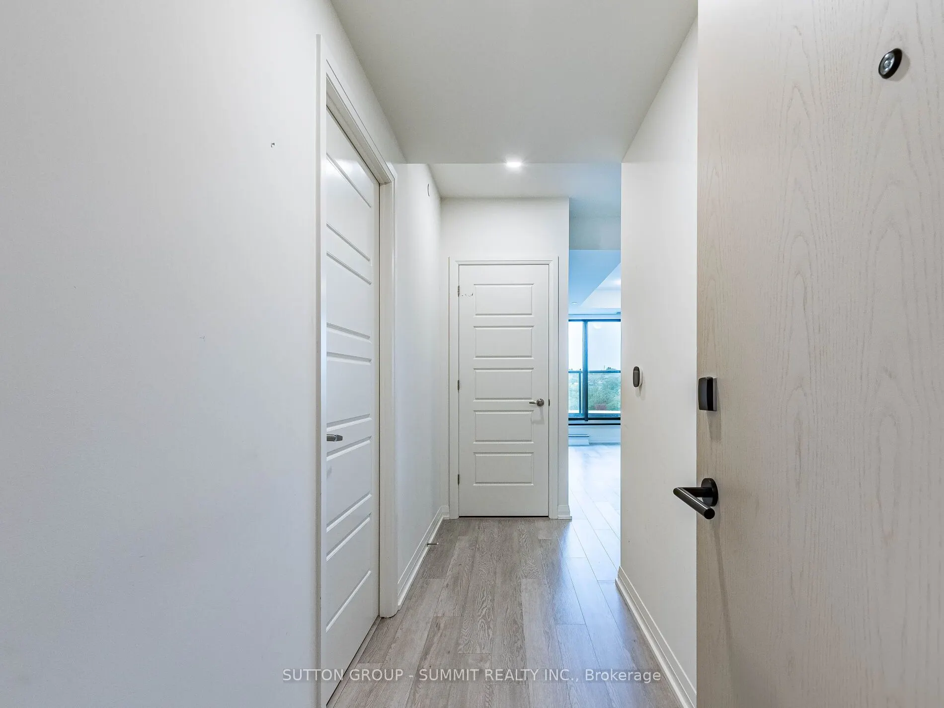 1415 Dundas Street E, #209
