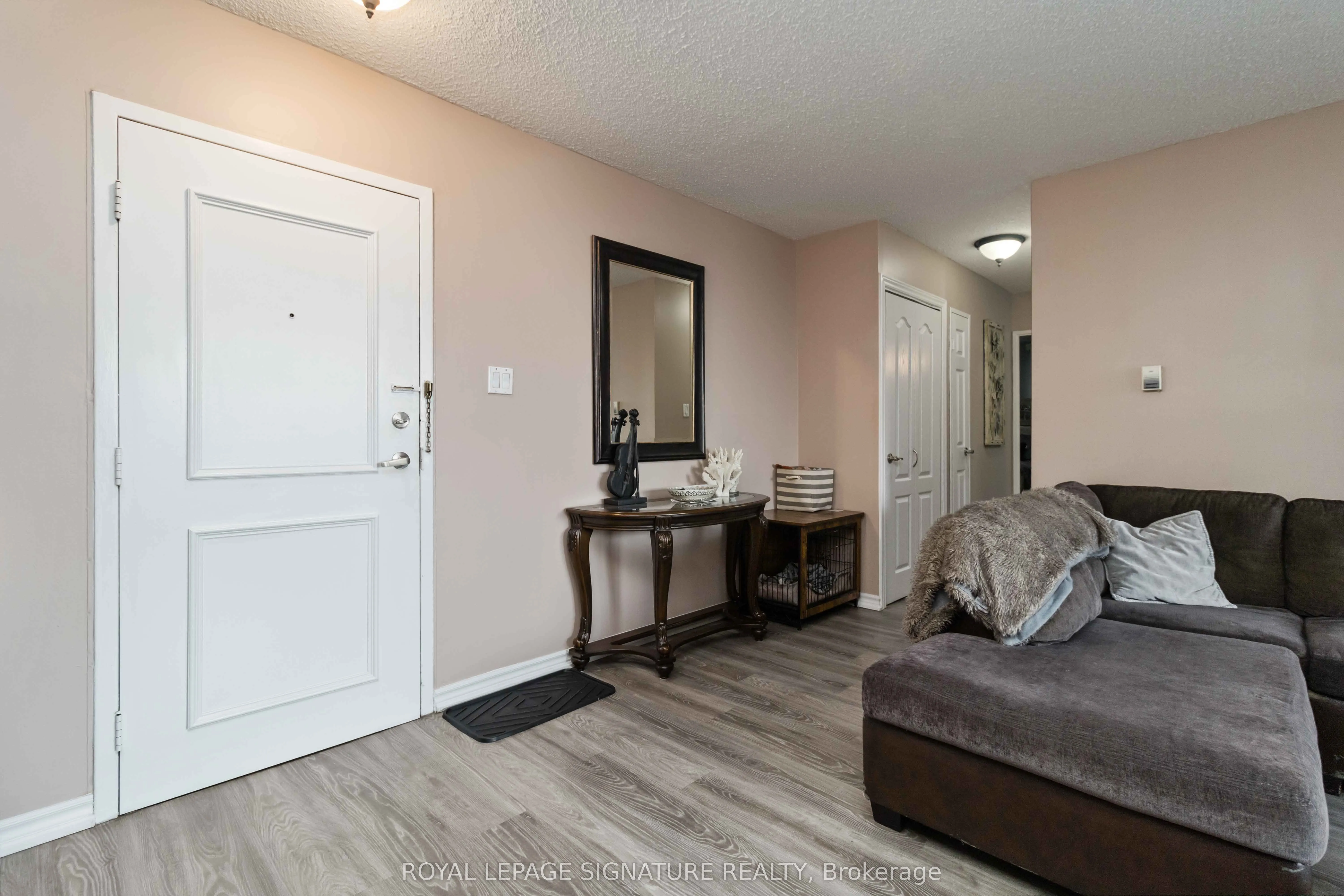 1615 Bloor Street, #512