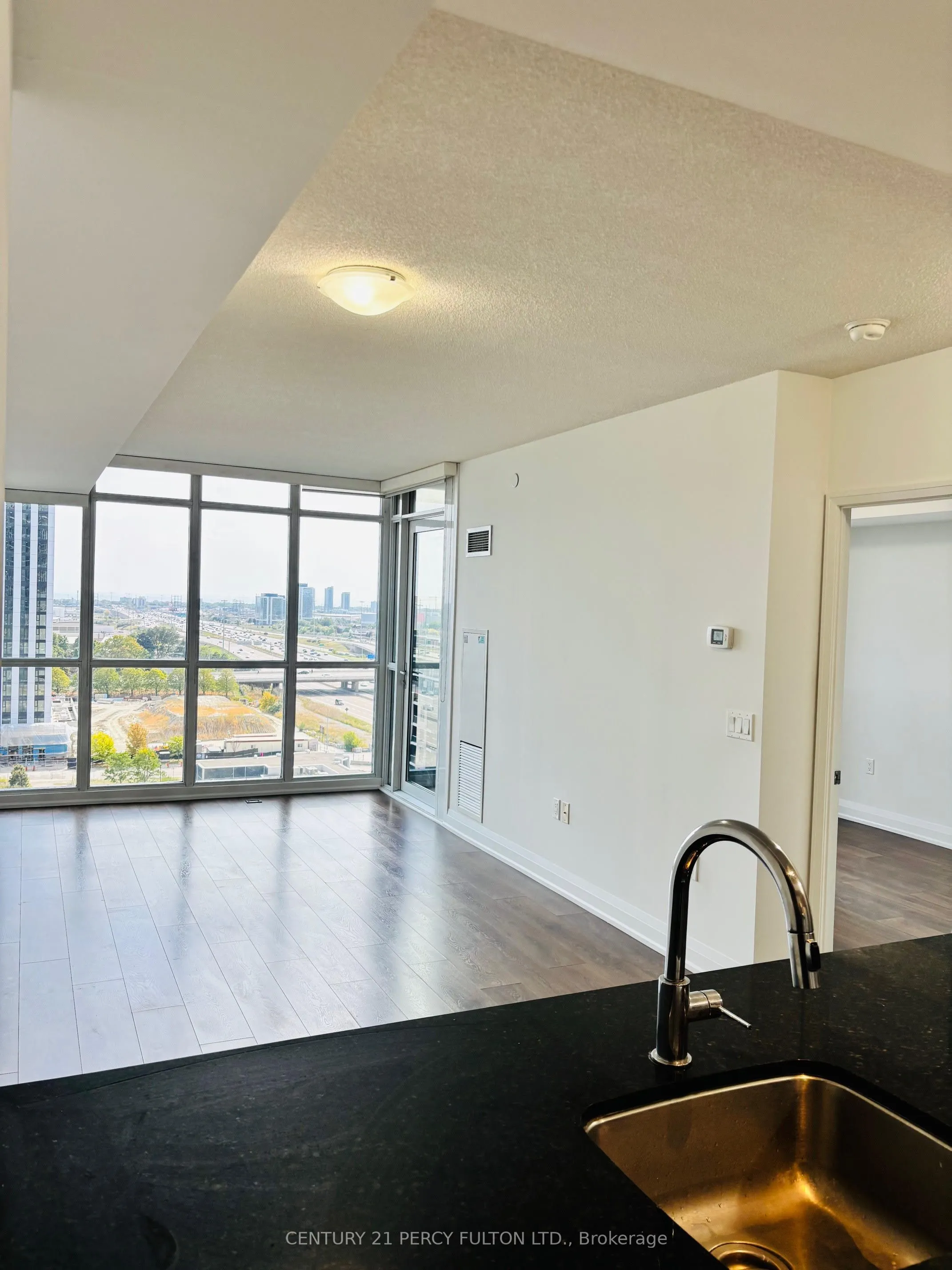9 Valhalla Inn Road, #1103