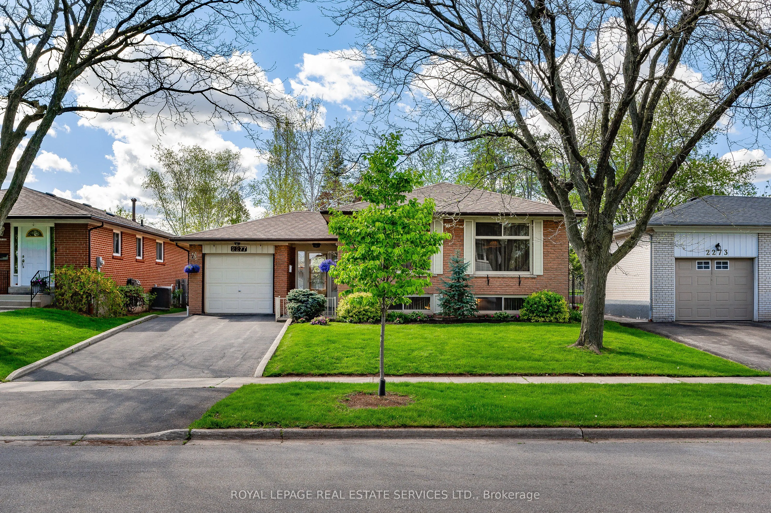 2277 Wyandotte Drive