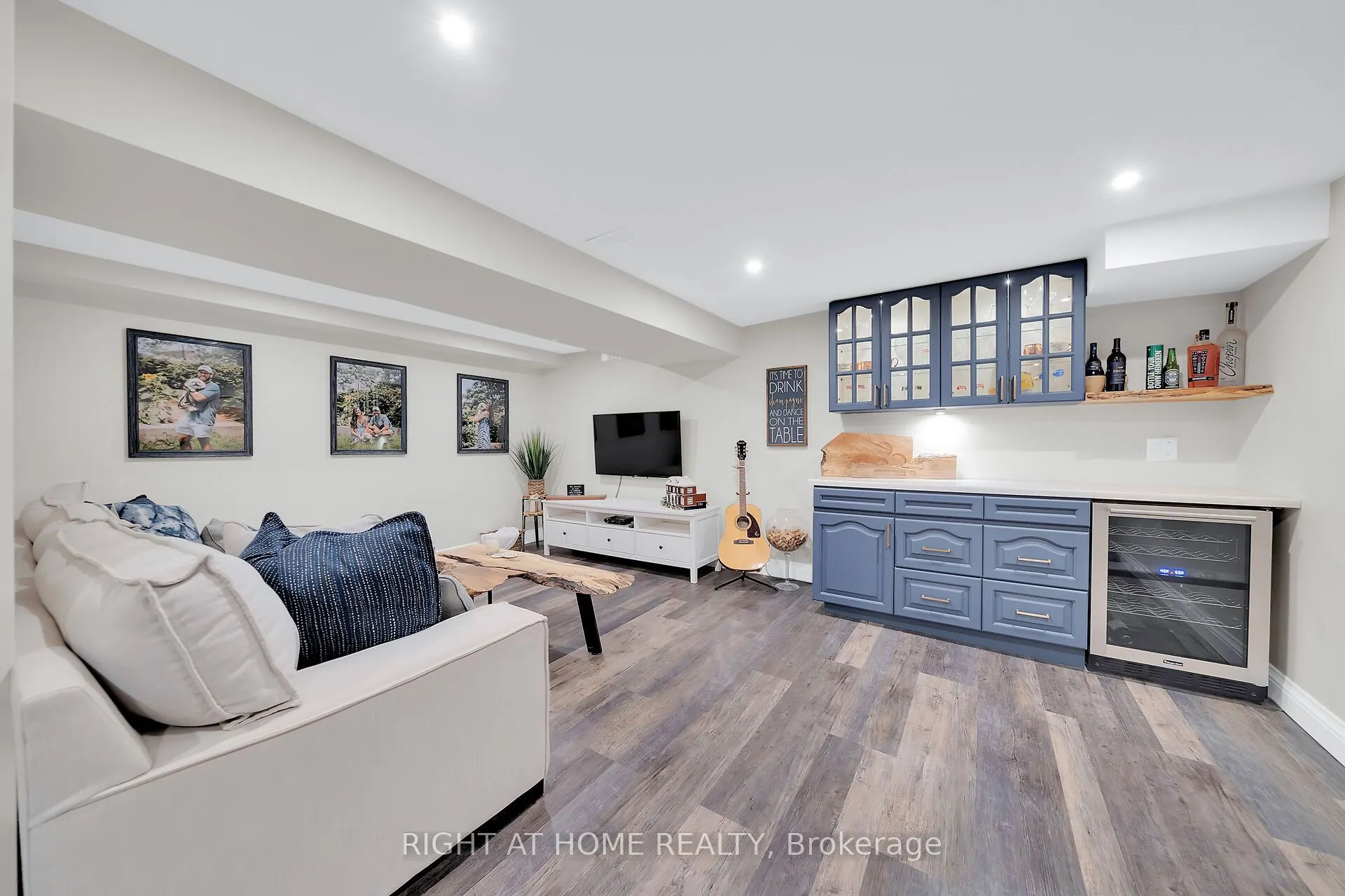 2301 Cavendish Drive, #129