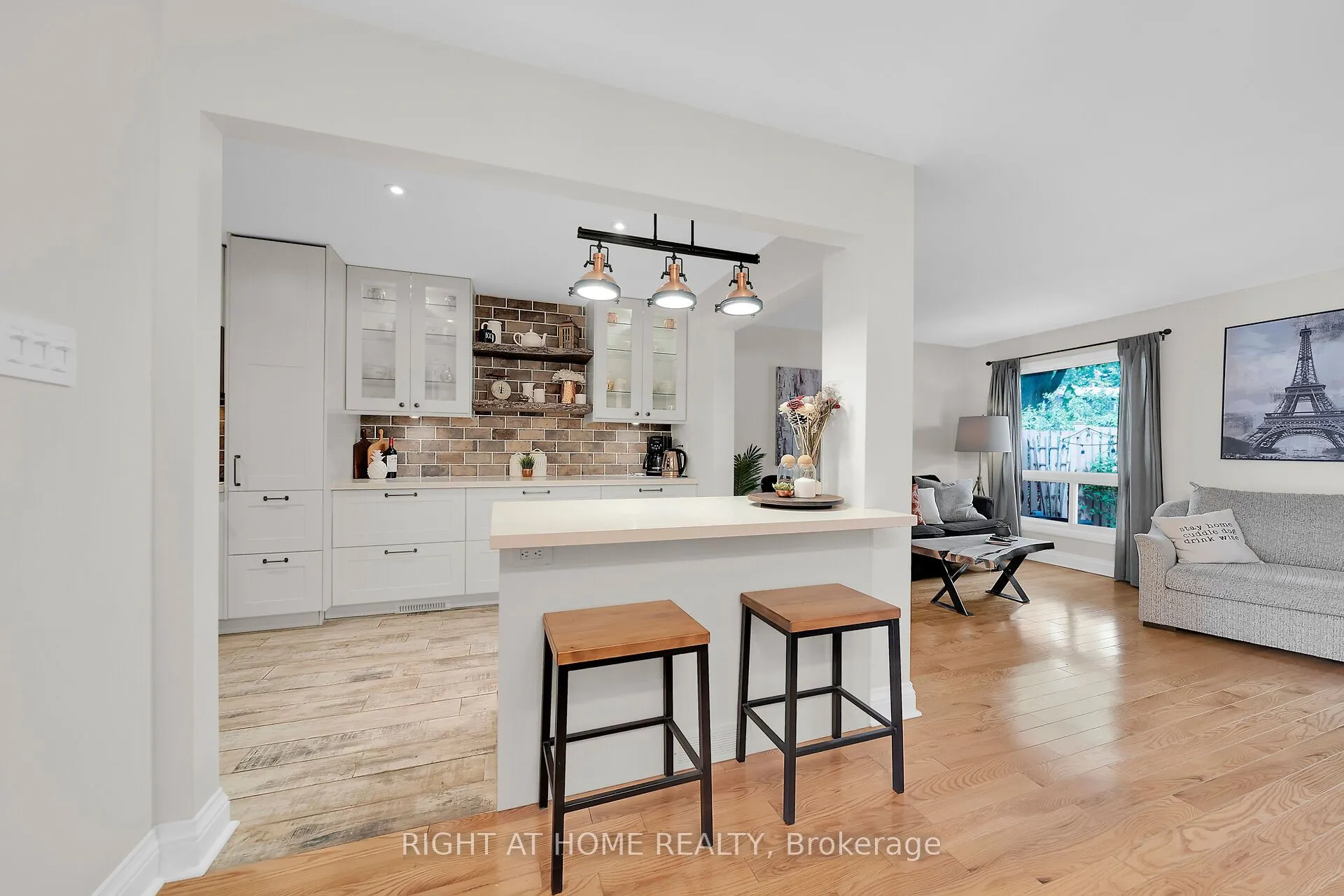 2301 Cavendish Drive, #129