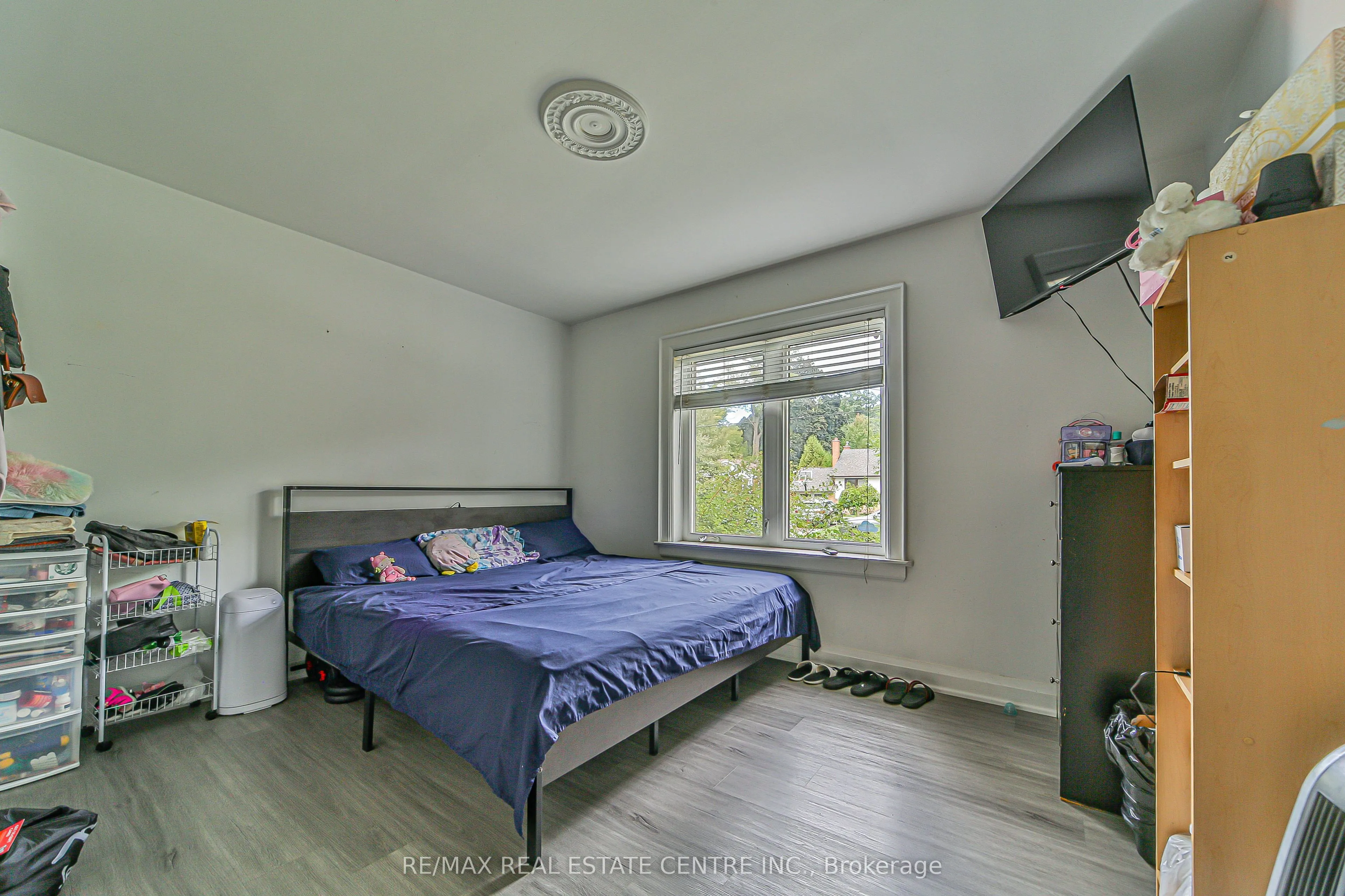 1292 Crossfield Bend