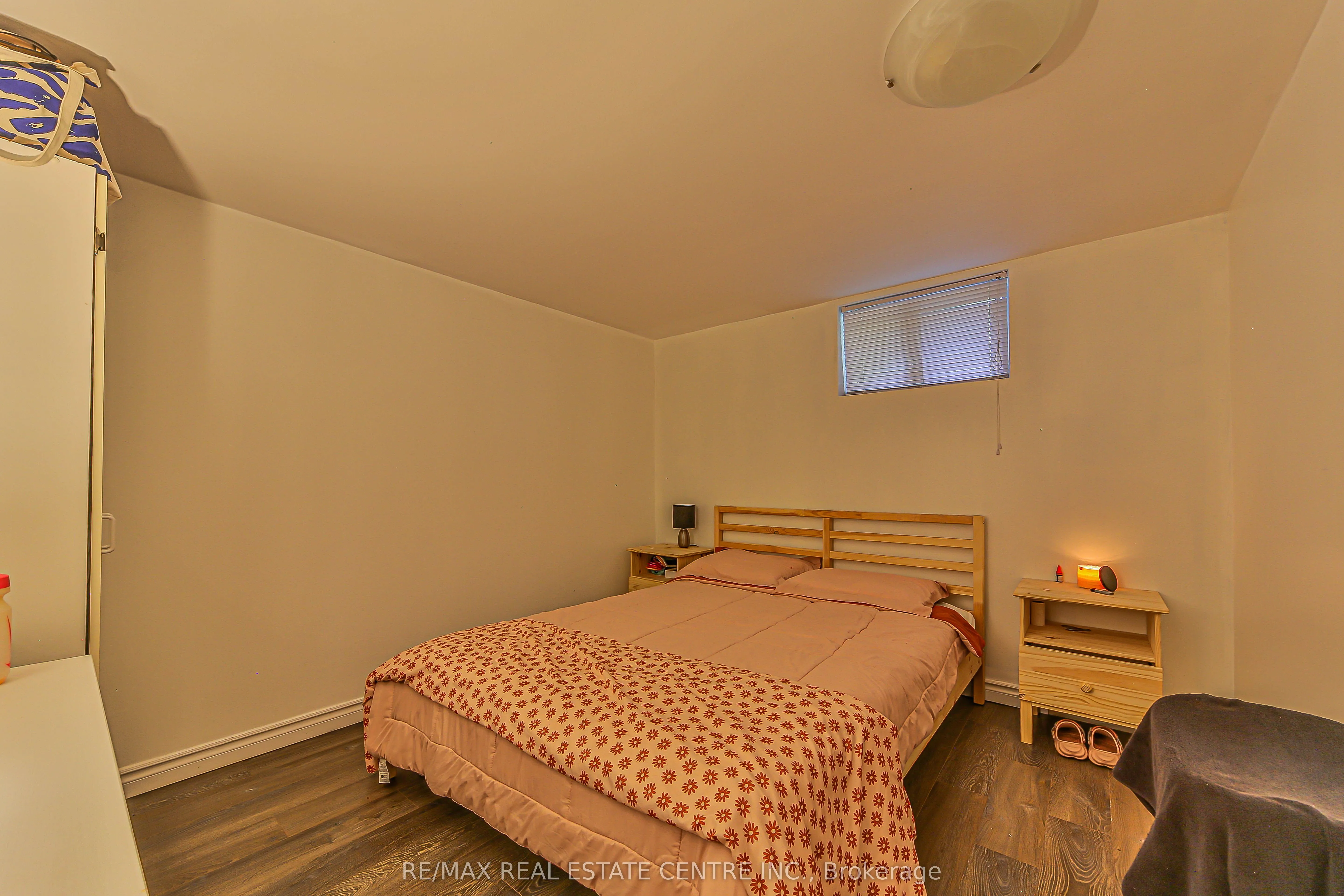 1292 Crossfield Bend