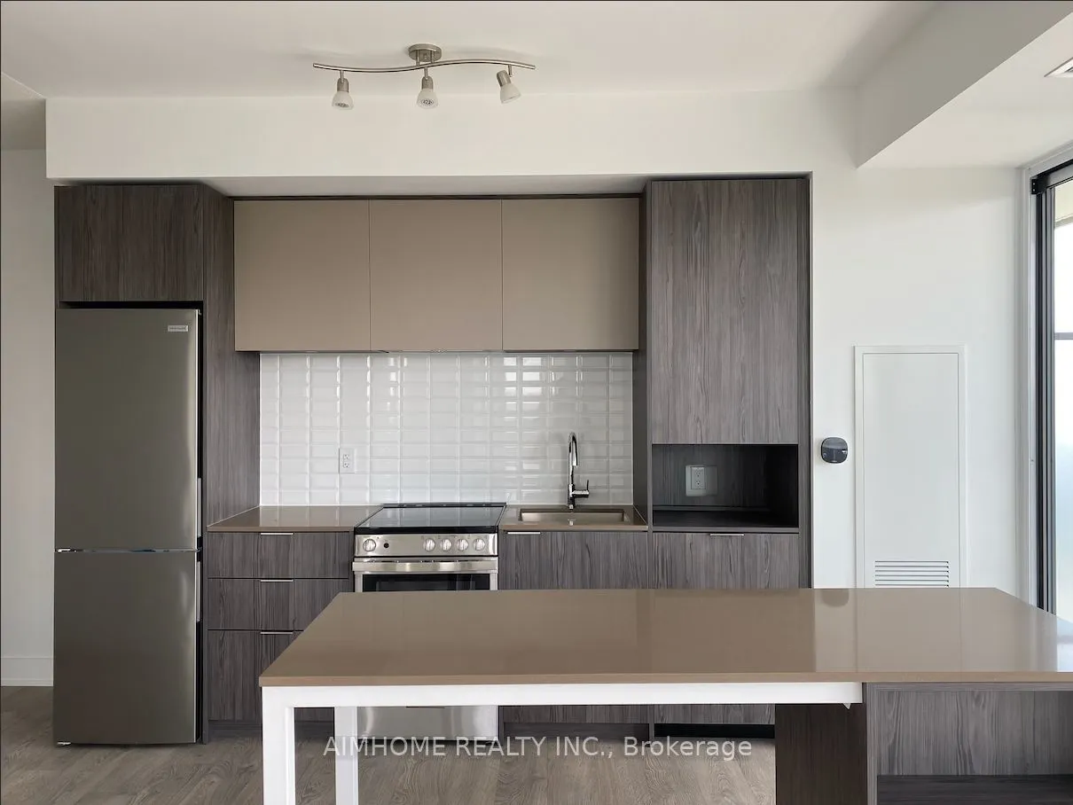 70 Annie Craig Drive, #4008