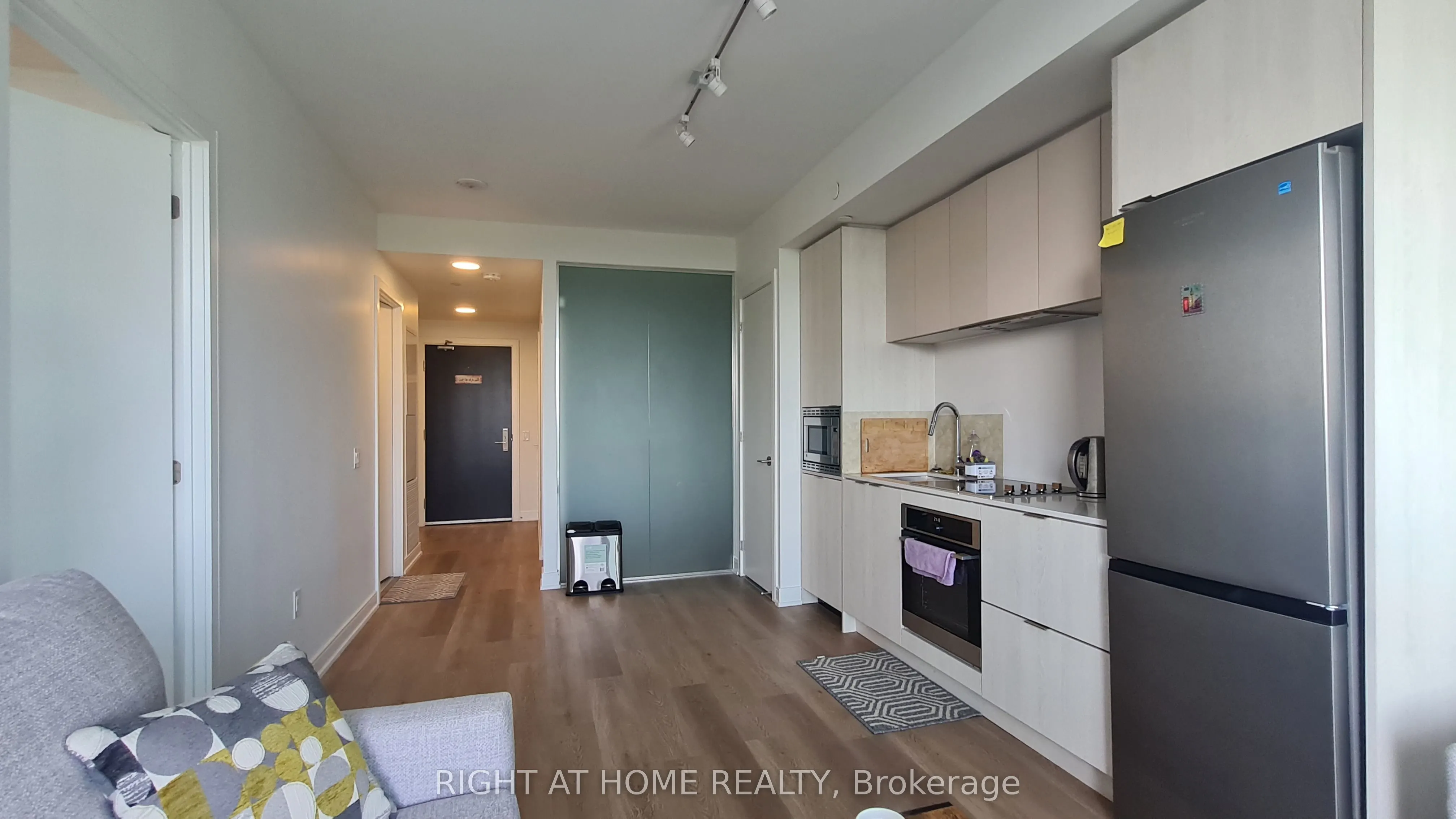 3009 Novar Road, #430