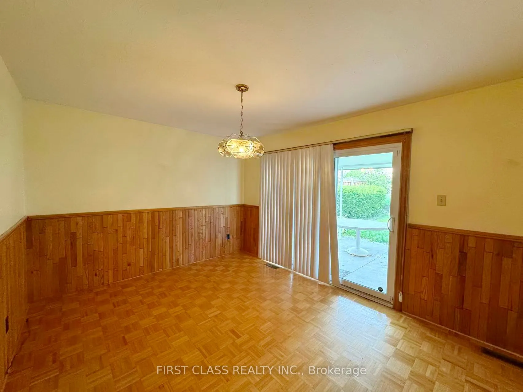 3277 CARDROSS Road, #Basement Unit