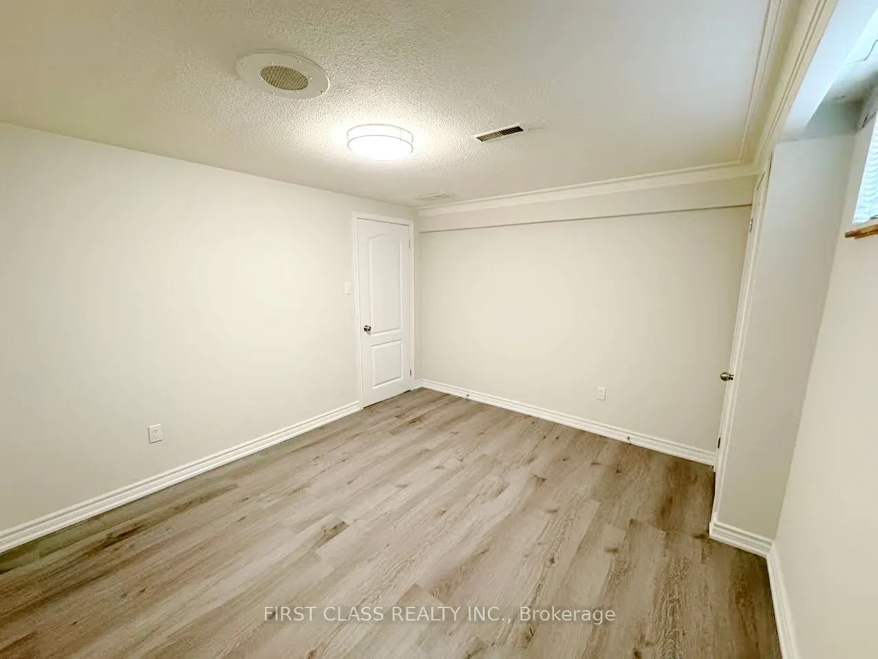 3277 CARDROSS Road, #Basement Unit