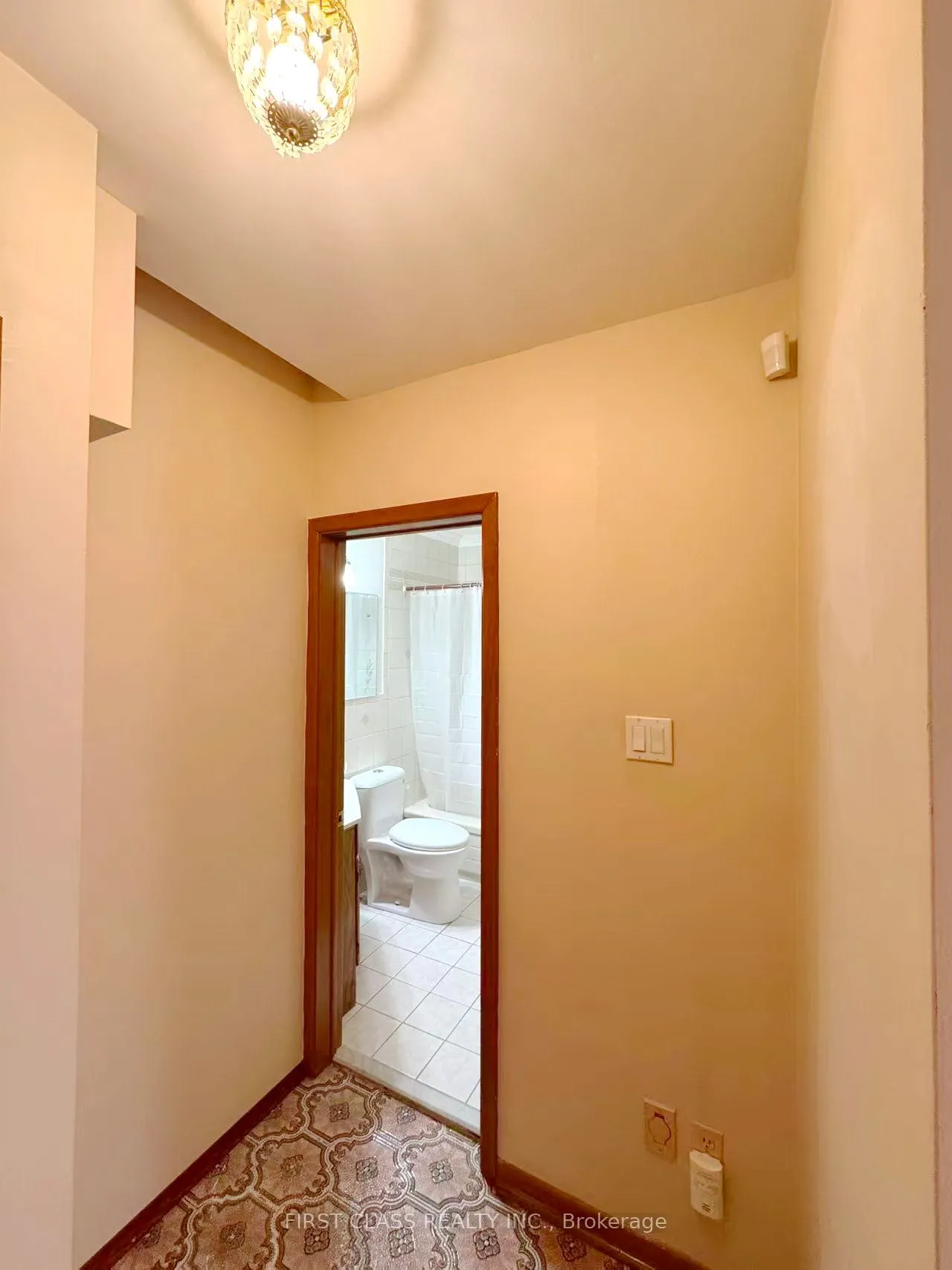 3277 CARDROSS Road, #Basement Unit