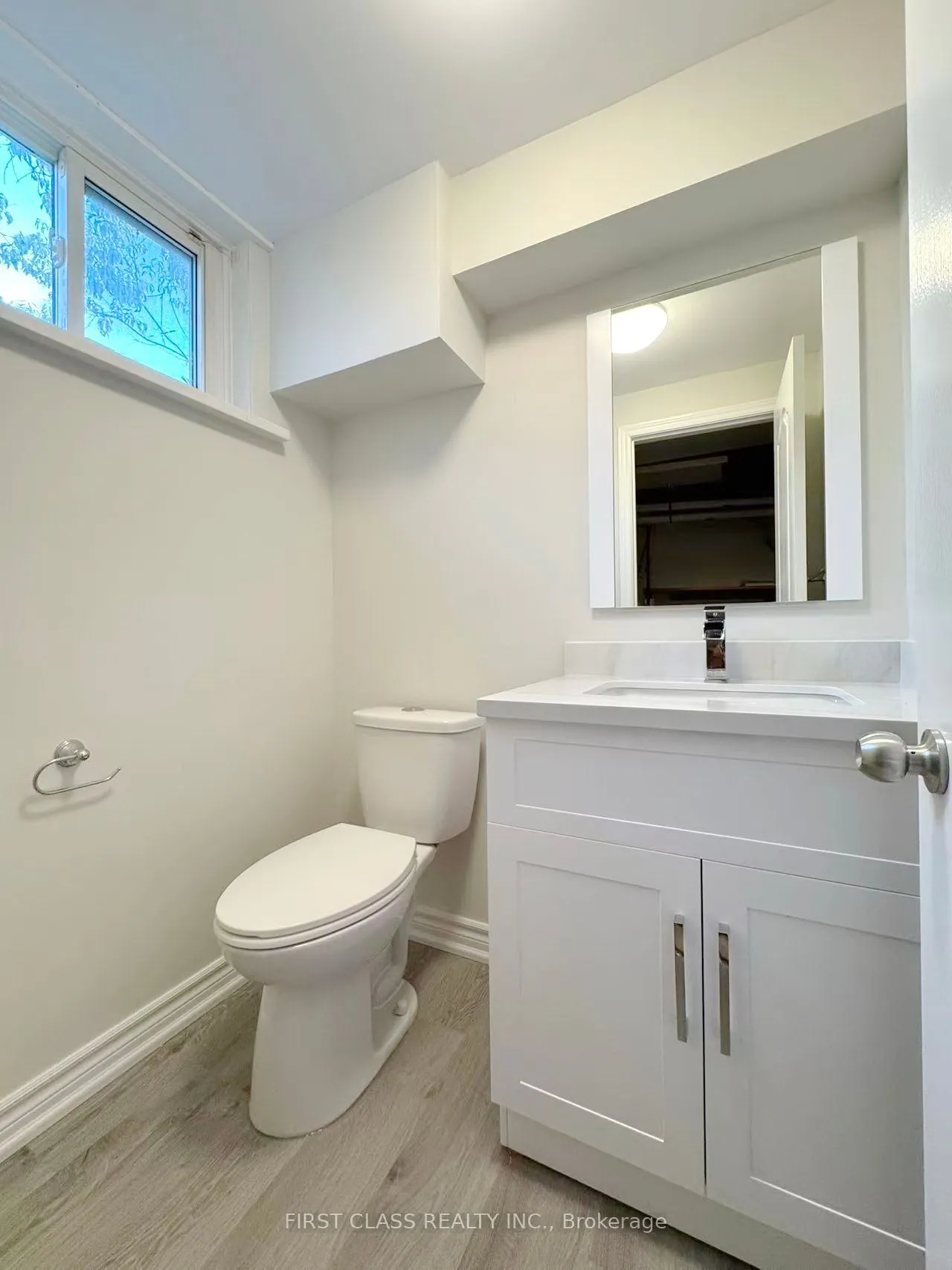 3277 CARDROSS Road, #Basement Unit