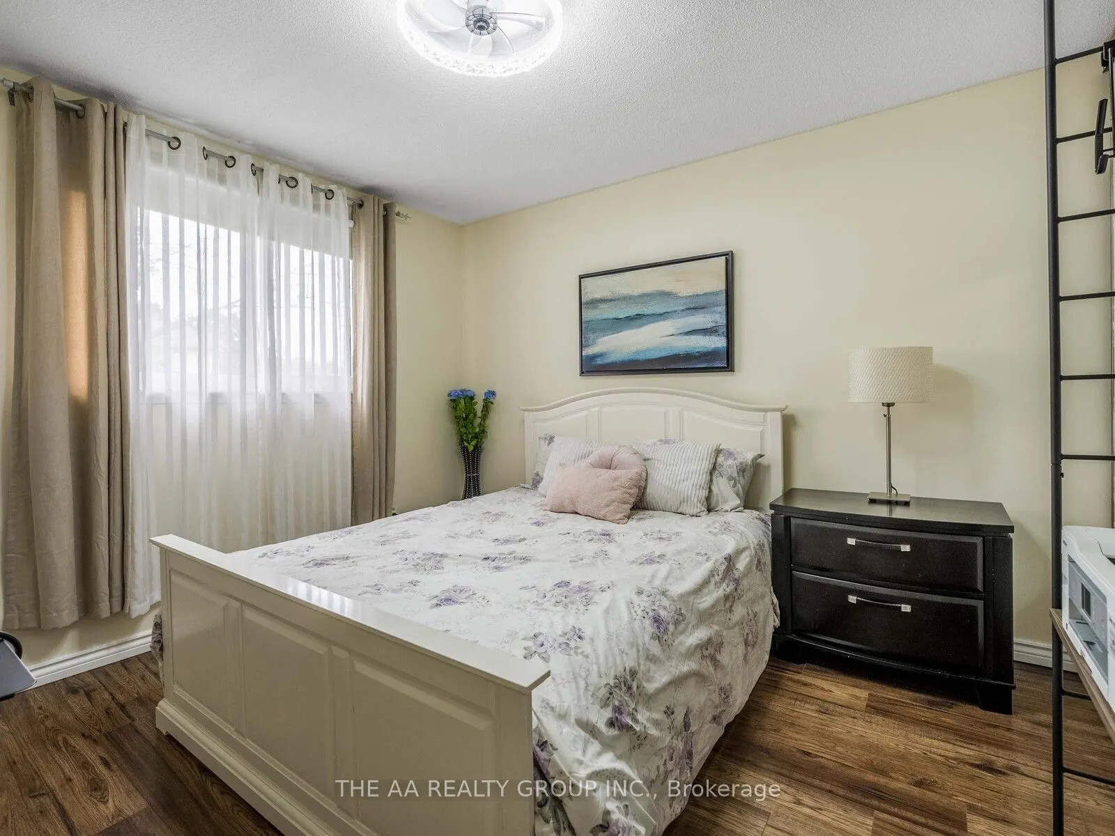 33 Guildford Crescent, #33