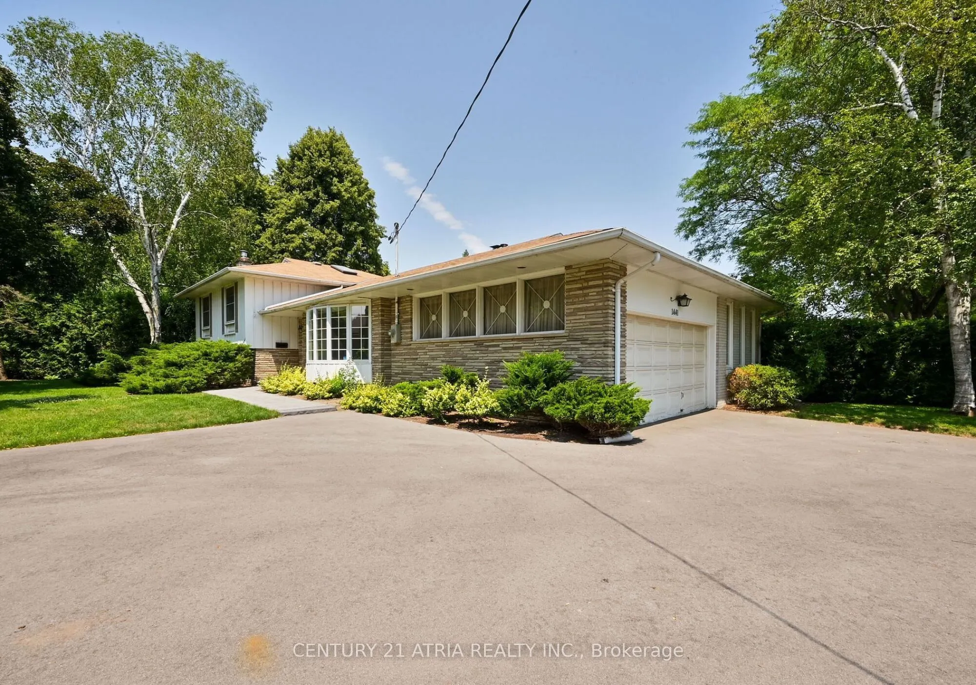 1441 Clarkson Road N, #Upper Level