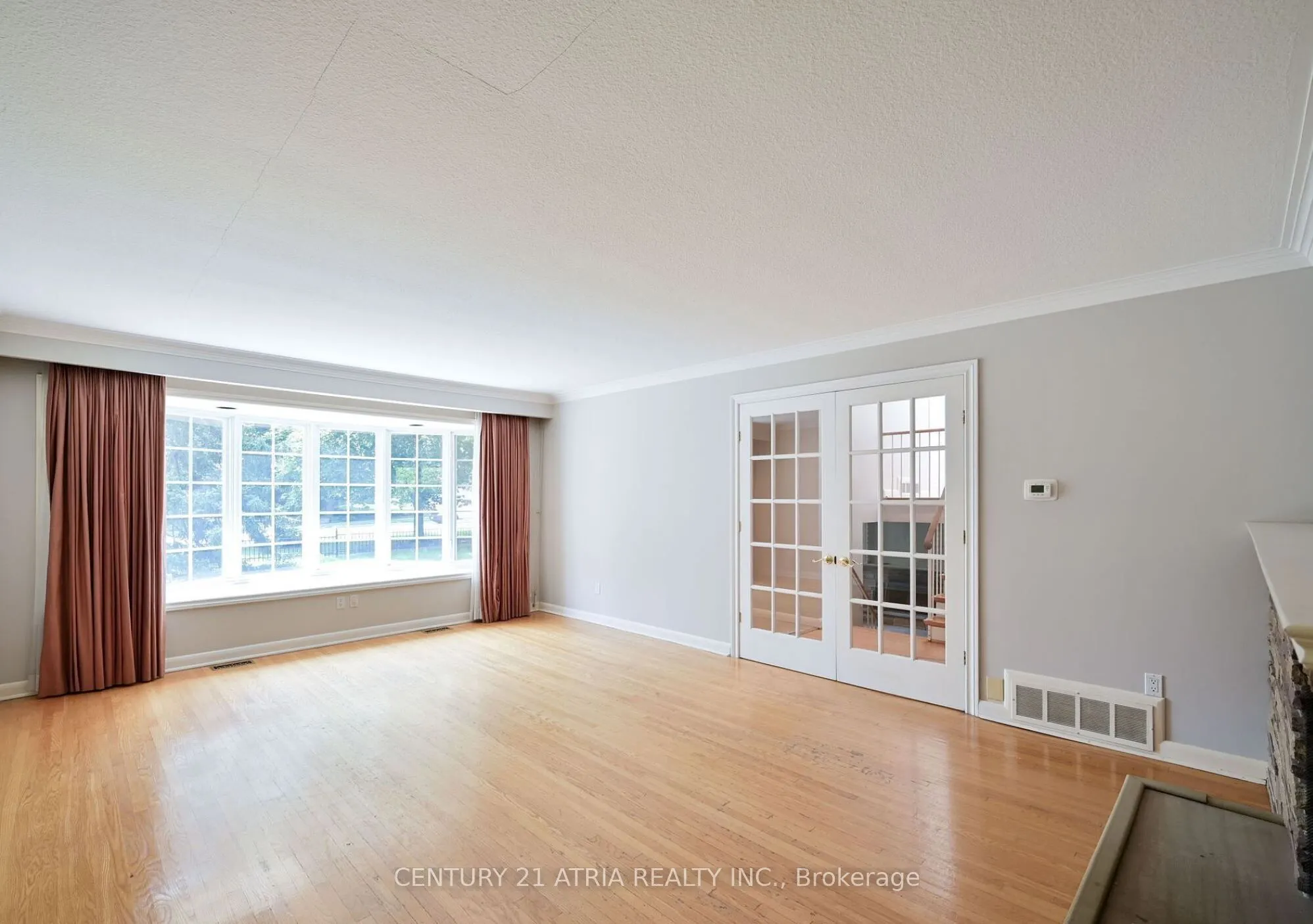 1441 Clarkson Road N, #Upper Level