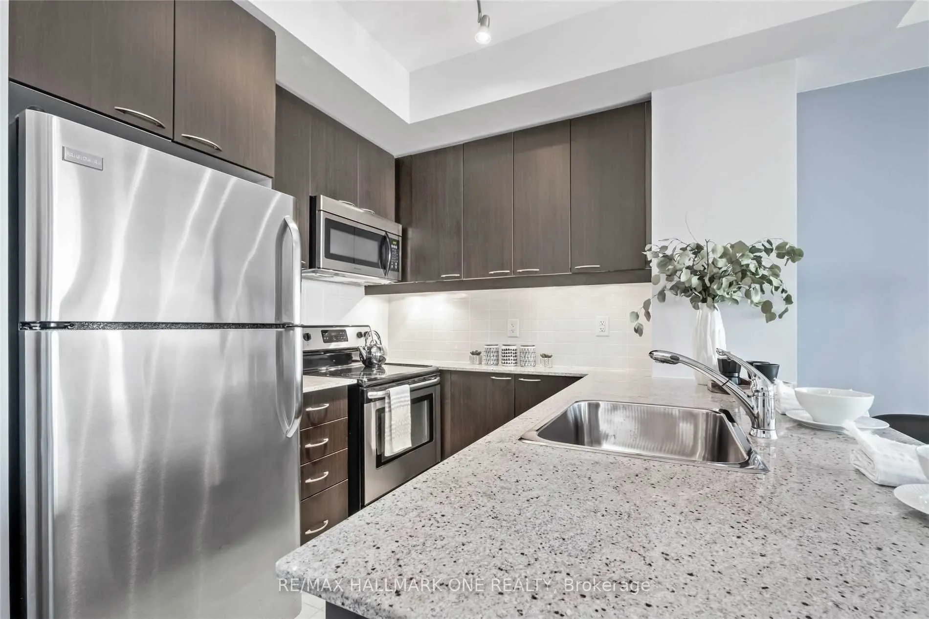 385 Prince Of Wales Drive, #3101