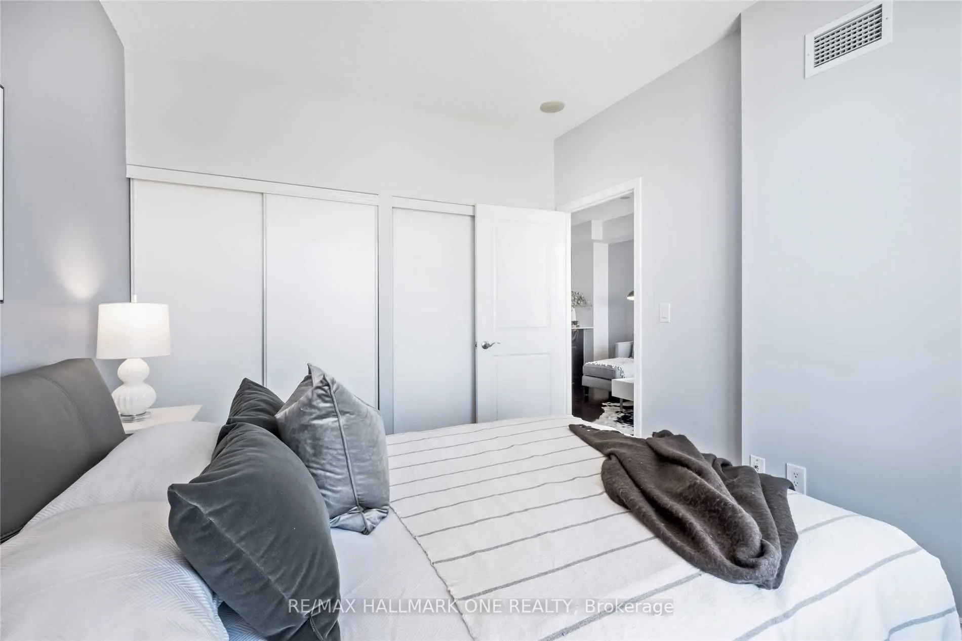 385 Prince Of Wales Drive, #3101