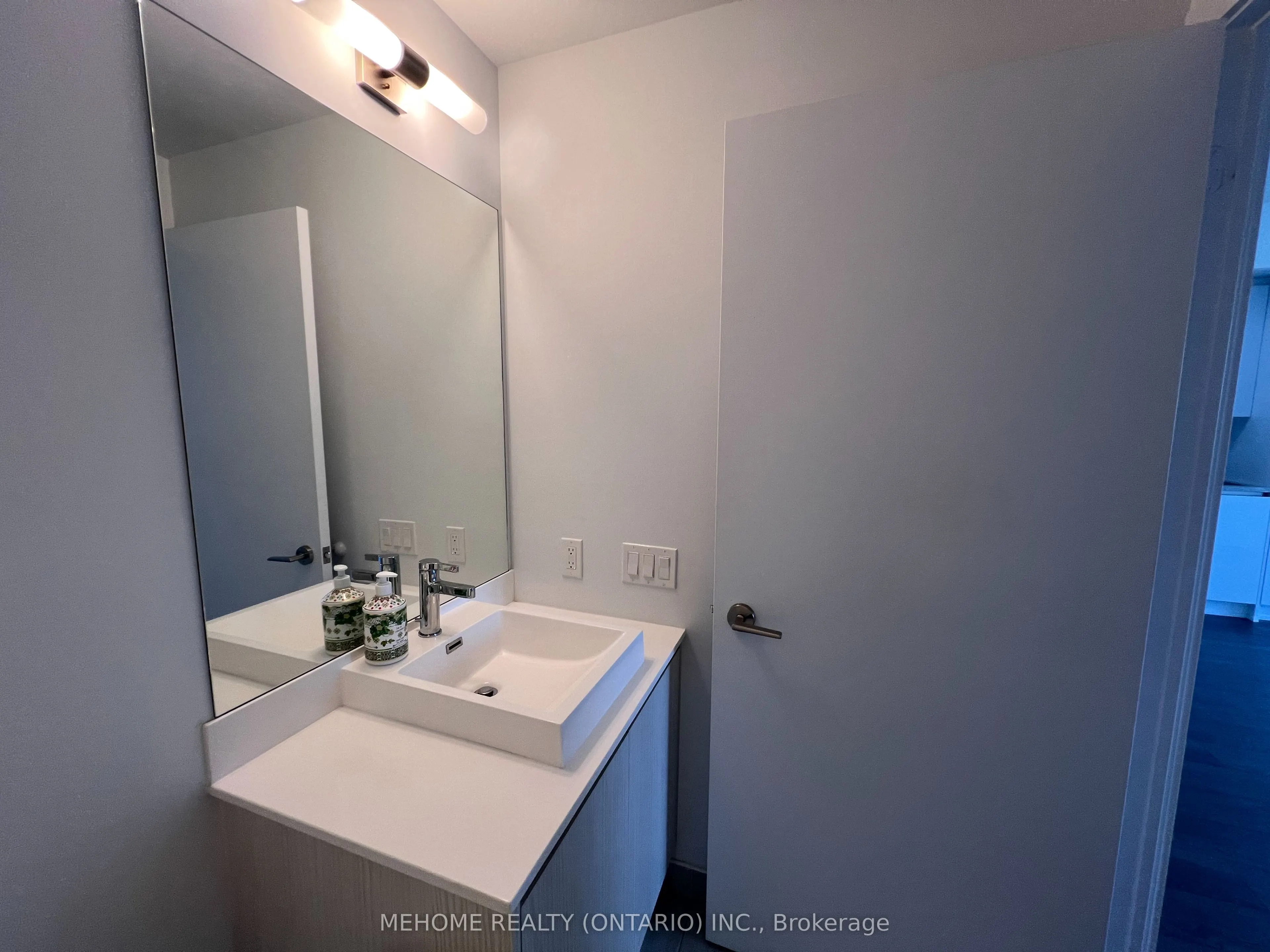 251 Manitoba Street, #2410