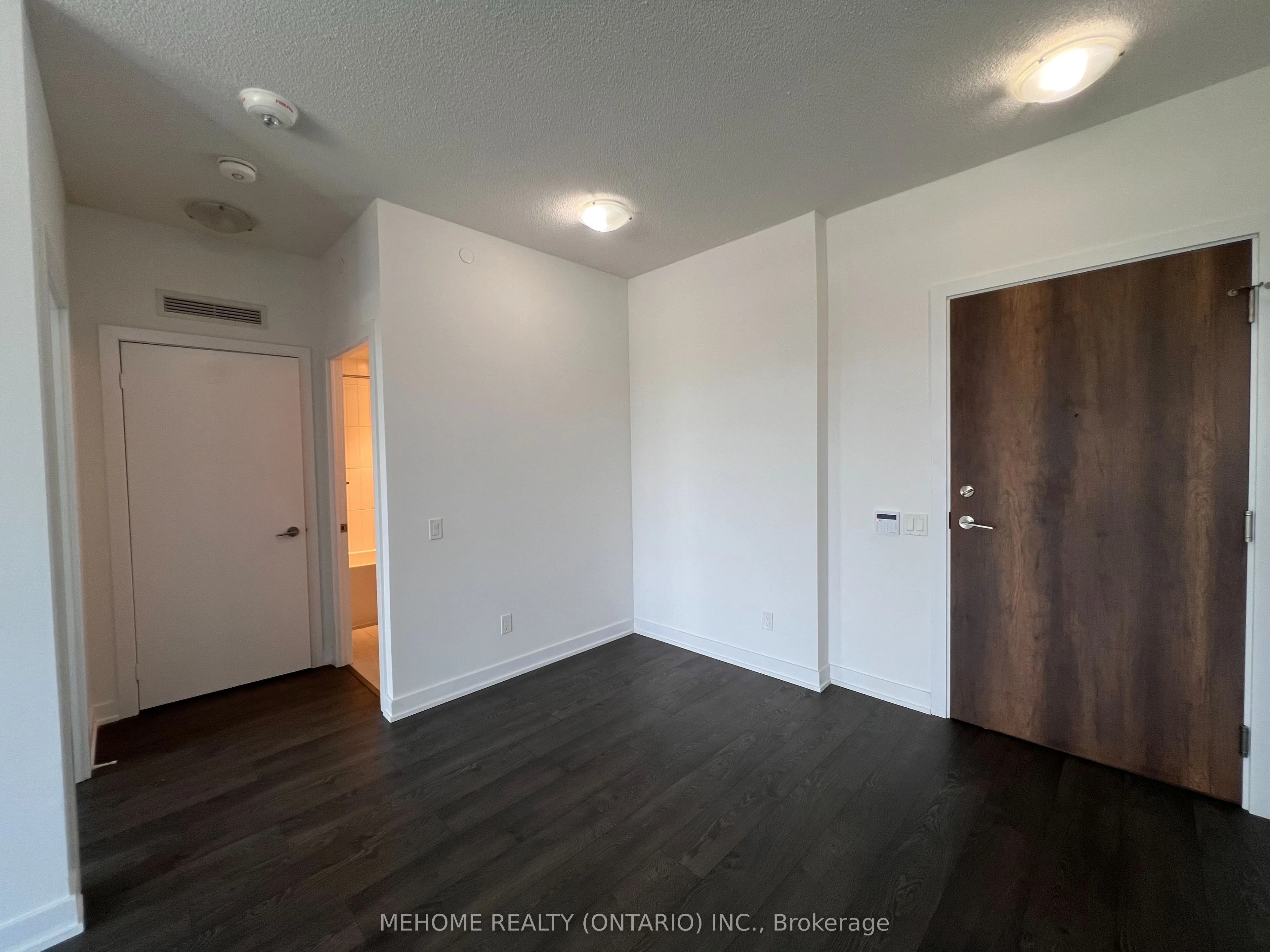 251 Manitoba Street, #2410
