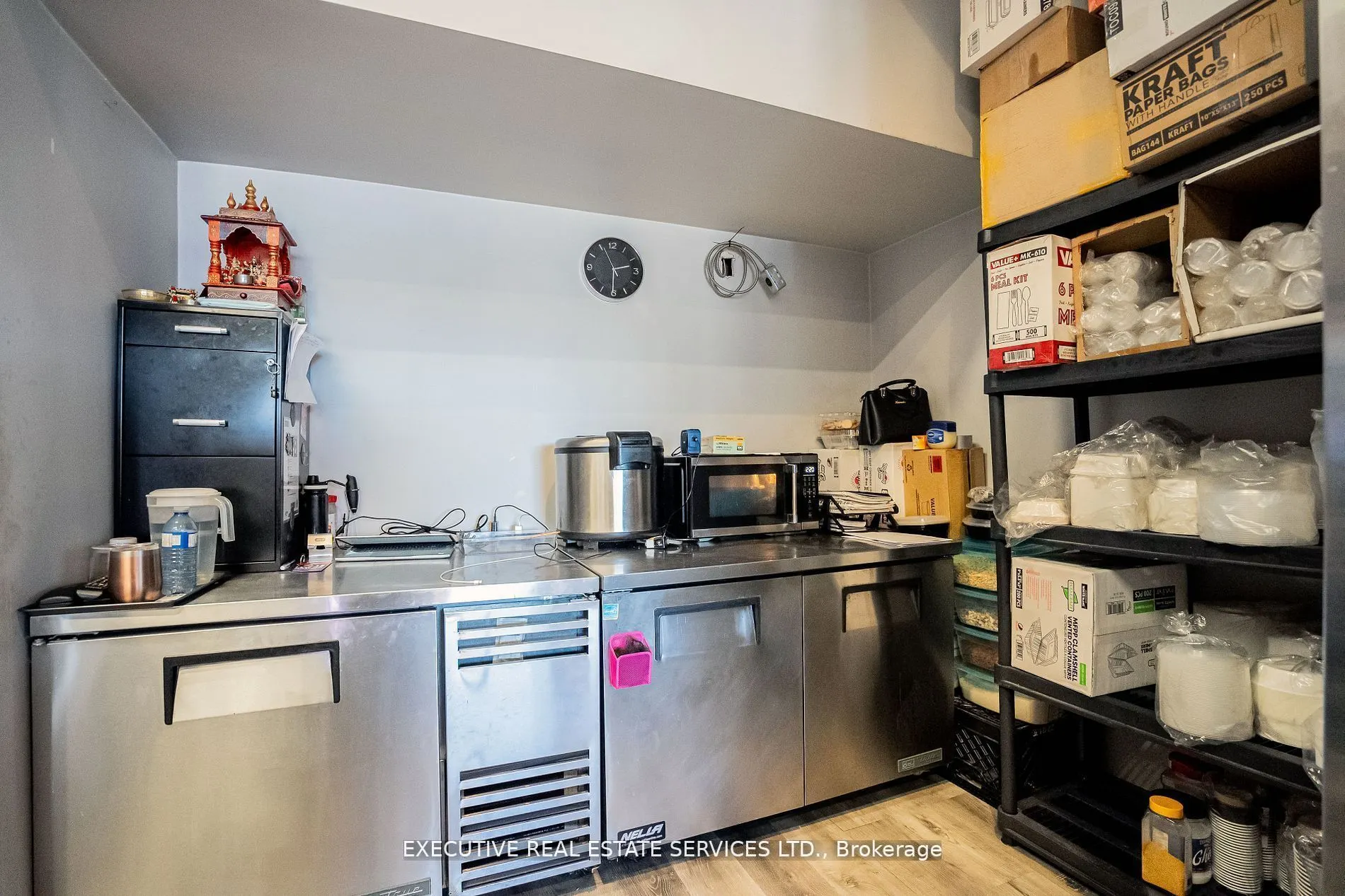 478 Dundas Street W, #7