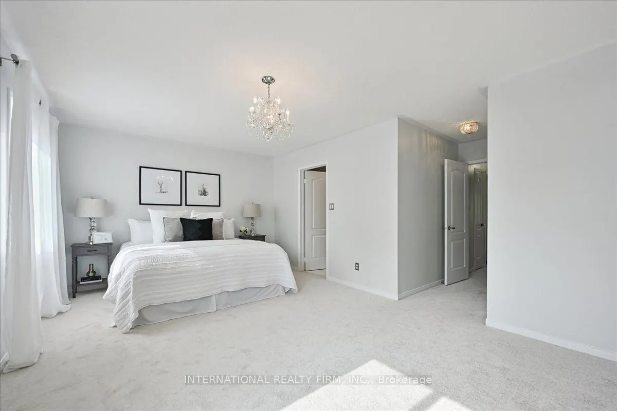 1489 Heritage Way, #32
