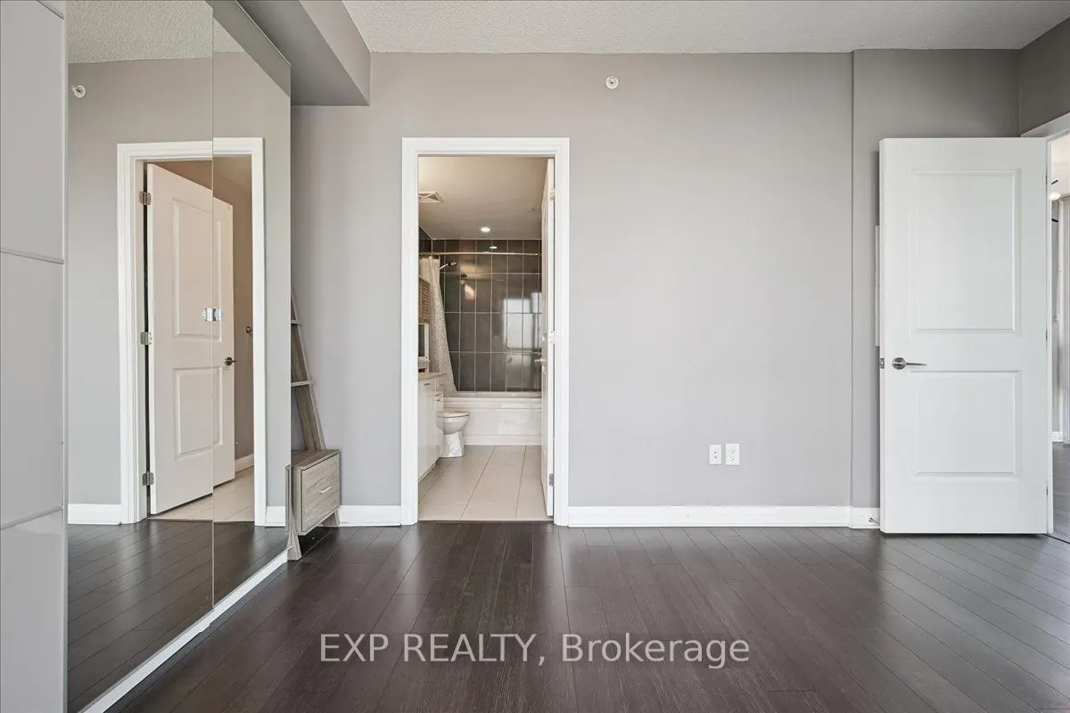 5033 Four Springs Avenue, #1117