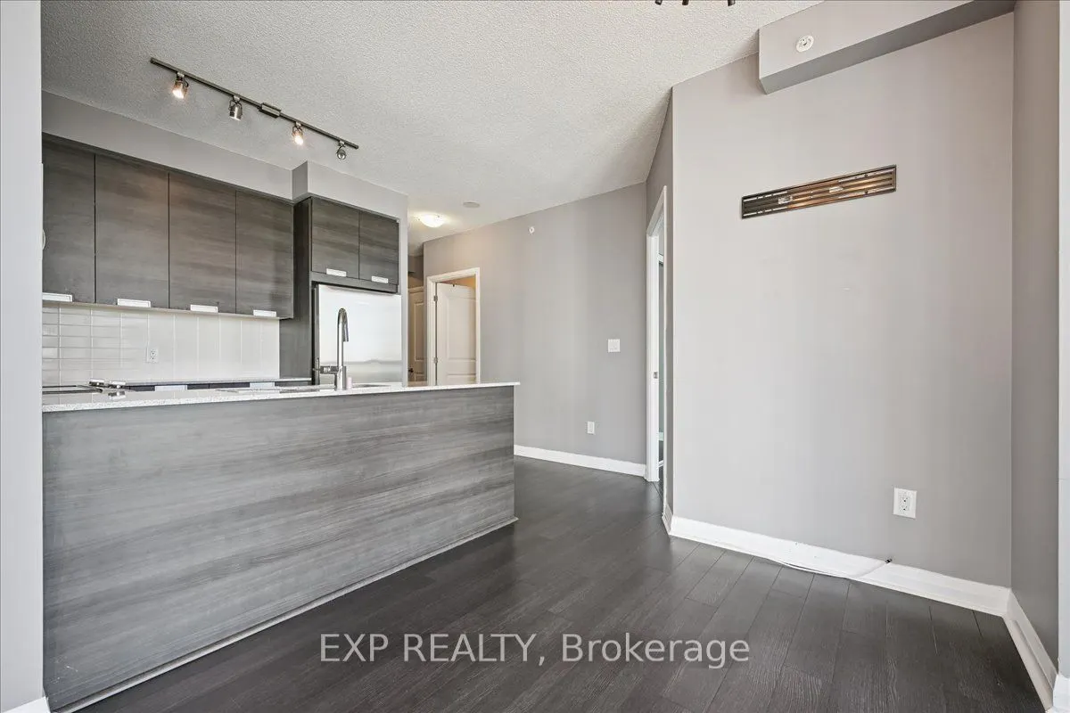 5033 Four Springs Avenue, #1117