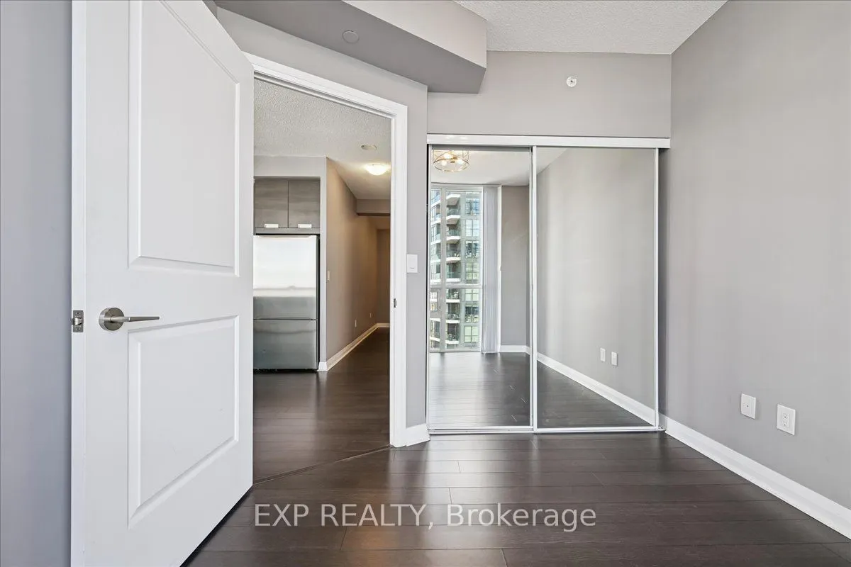 5033 Four Springs Avenue, #1117