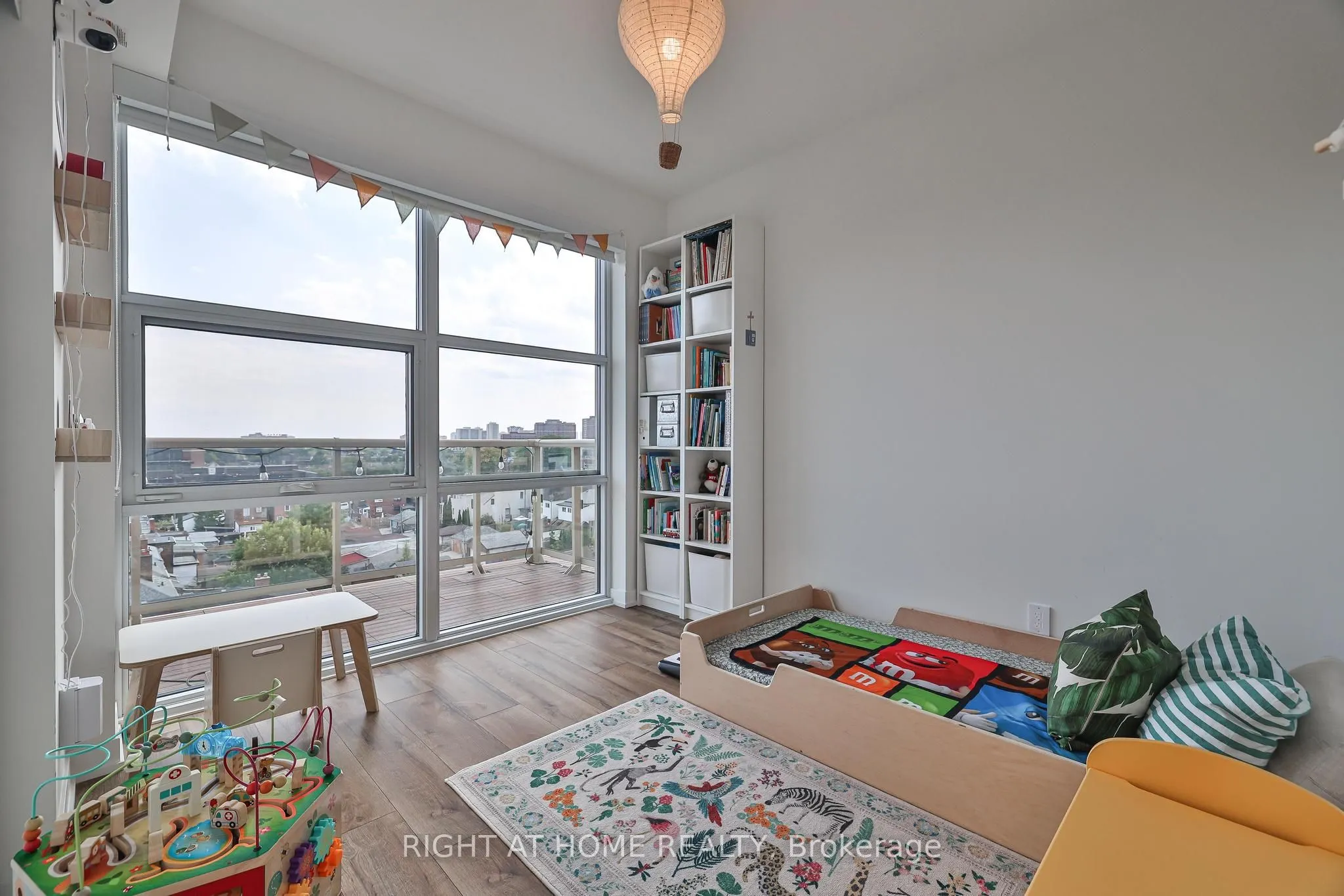 1787 St Clair Avenue, #720