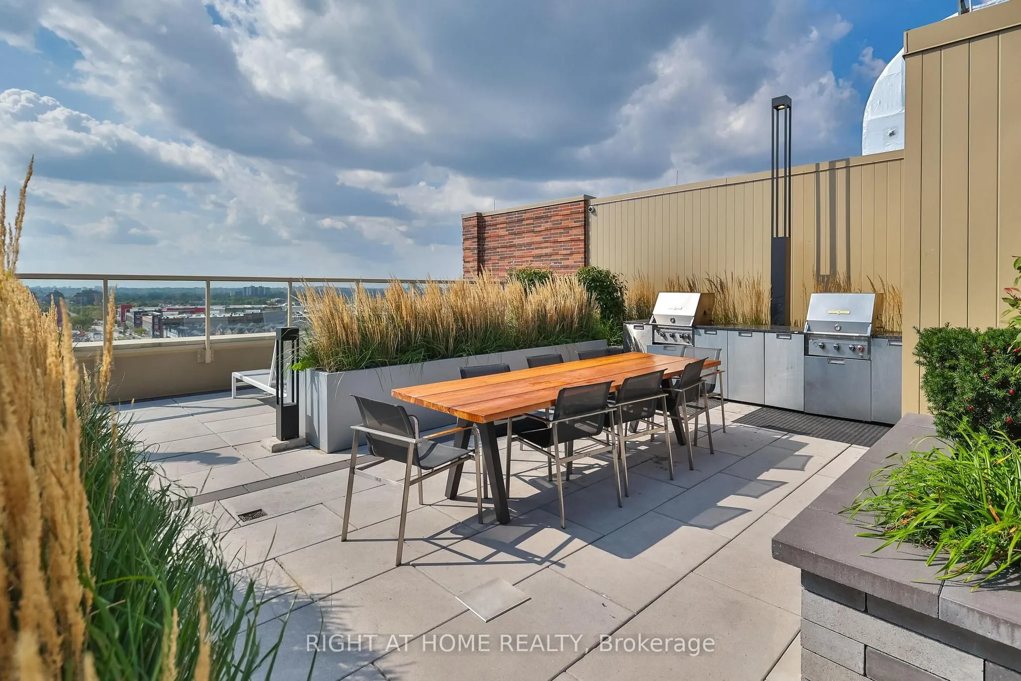 1787 St Clair Avenue, #720