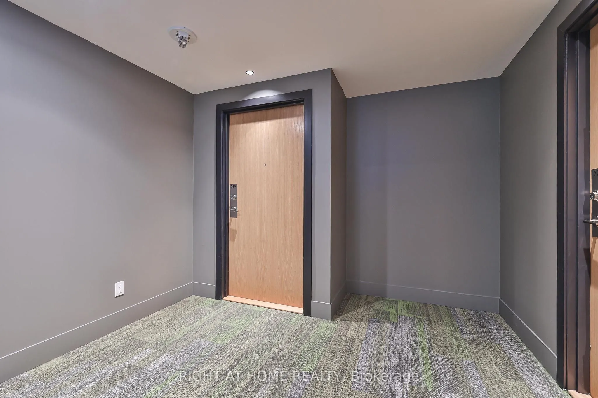 1787 St Clair Avenue, #720