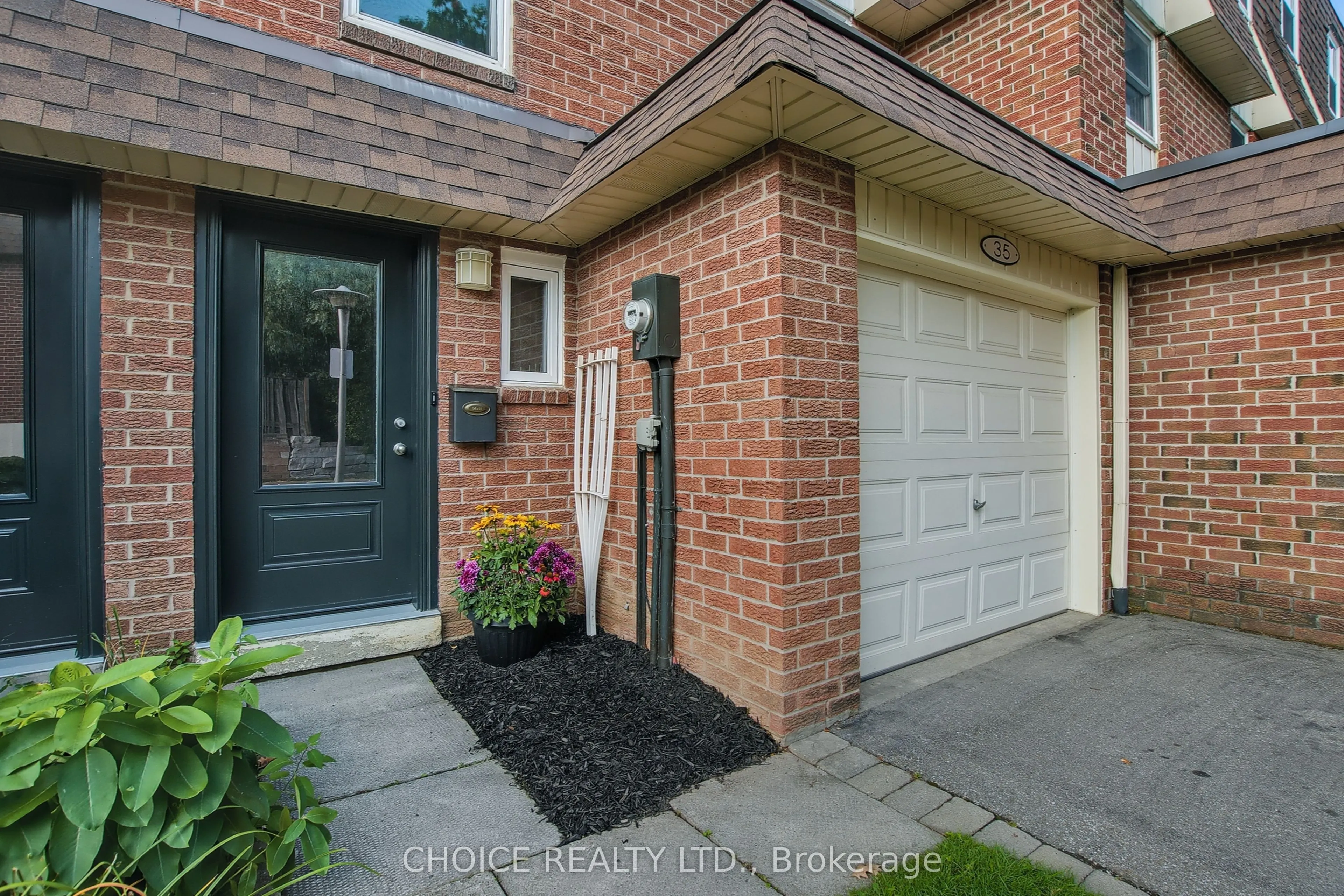 30 Heslop Road, #35