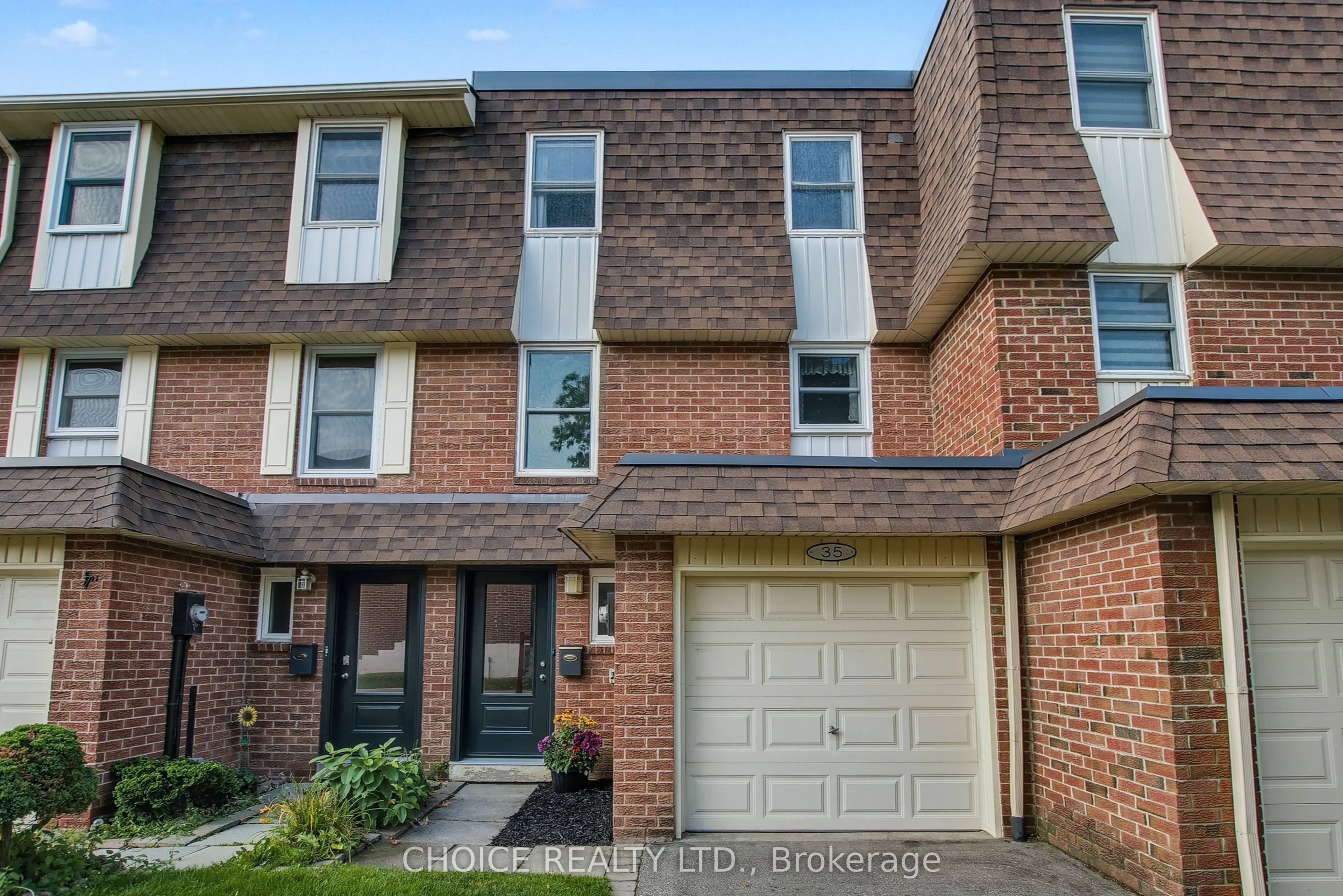 30 Heslop Road, #35
