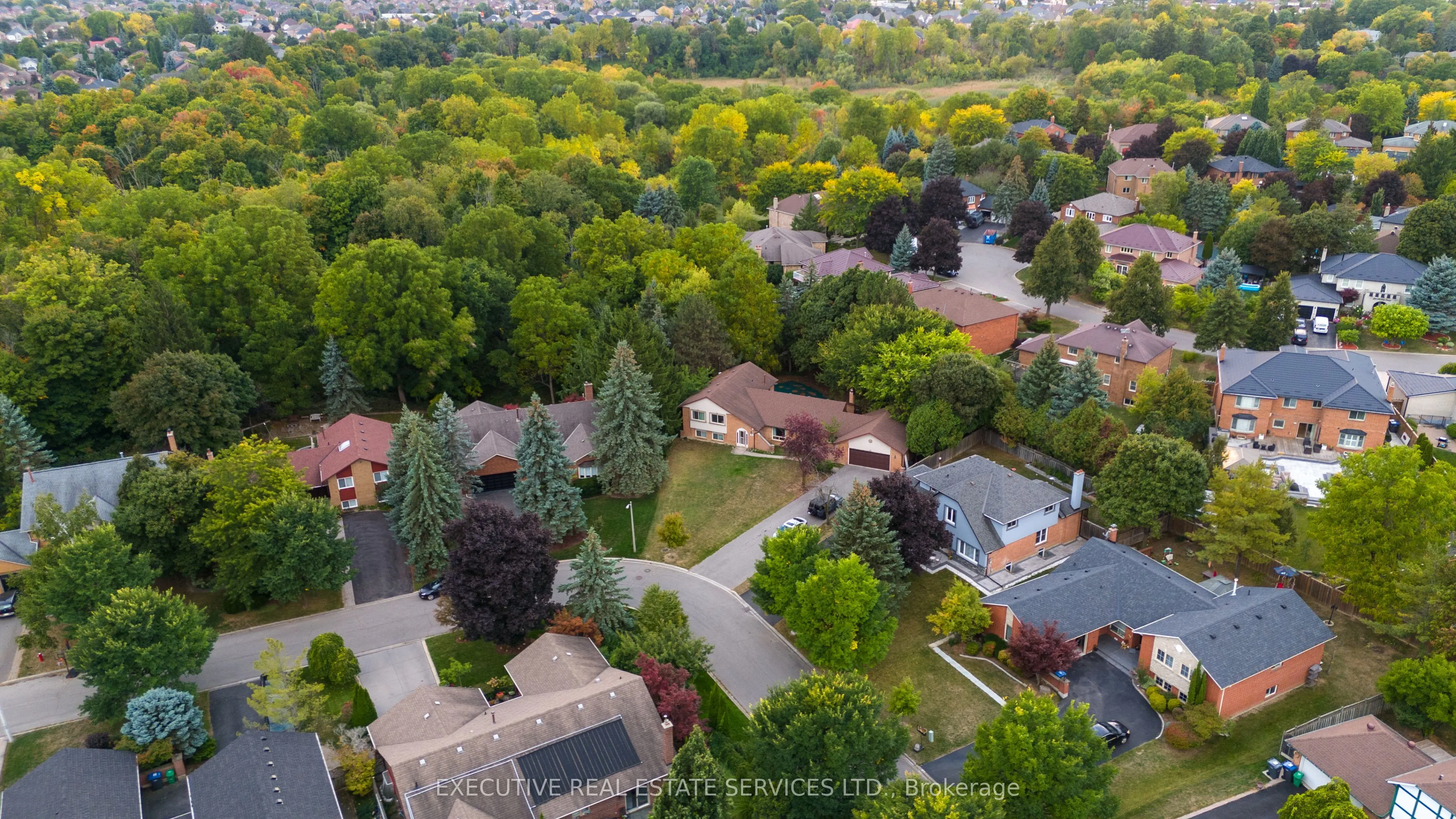 26 Wadsworth Circle