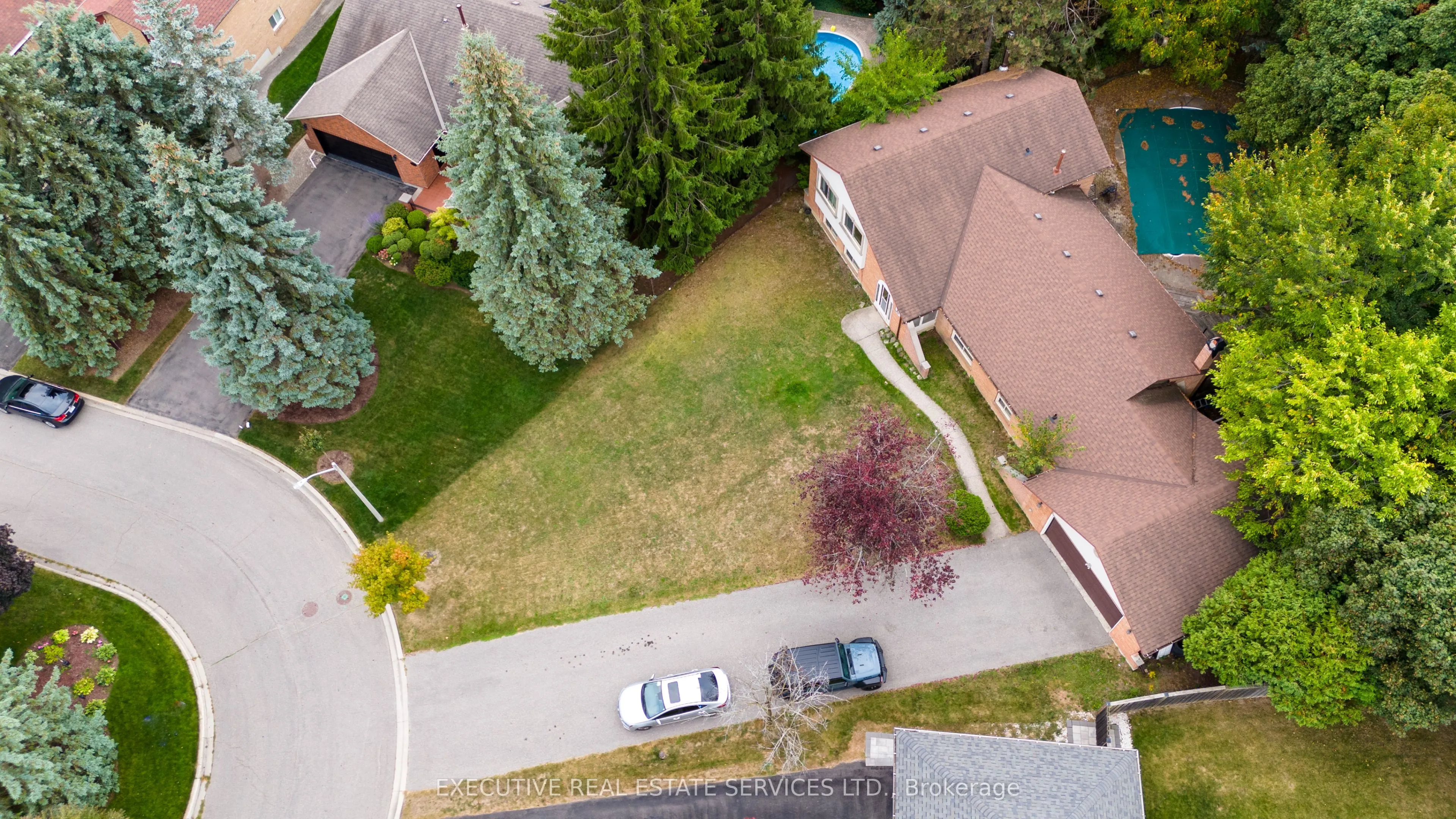 26 Wadsworth Circle